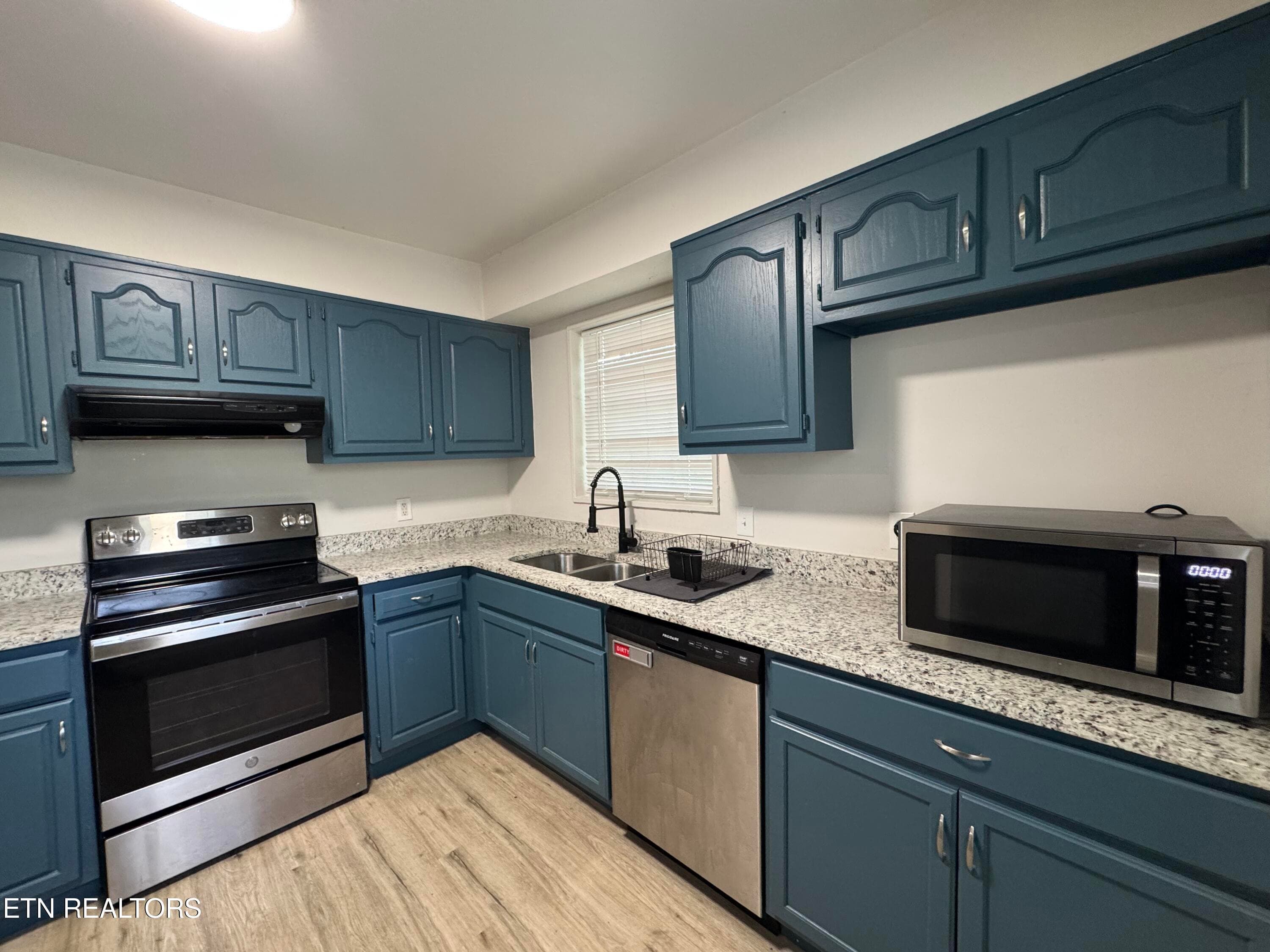 IMG_3260 - 1812 Rosedale Ave, Knoxville, TN 37915, Knoxville