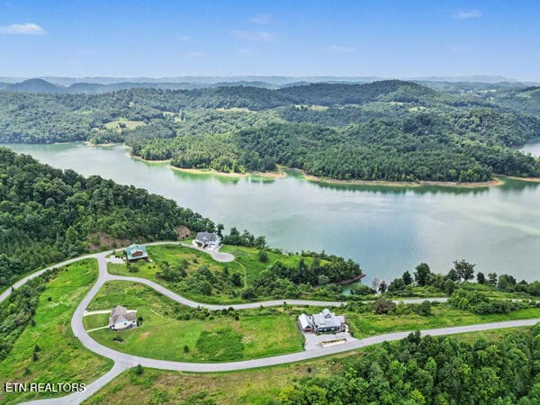 lot 27 Windward Blvd, Tazewell, TN 37879