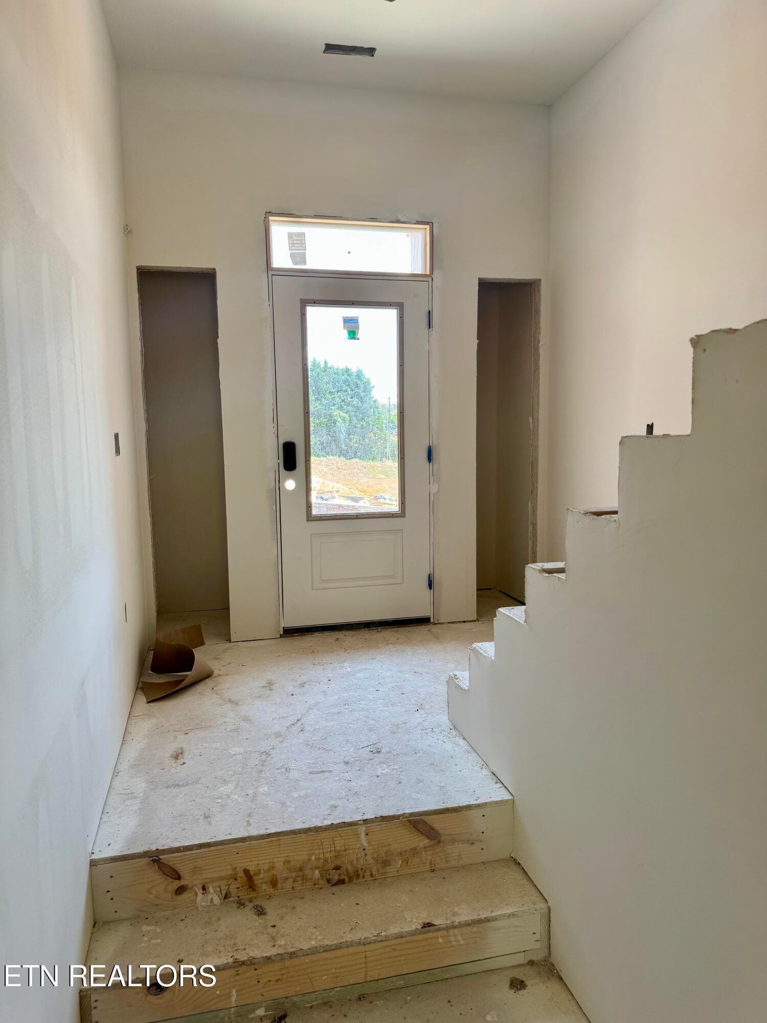 Foyer - 8861 Dancing Bear Lane, Knoxville, TN 37923, Knoxville