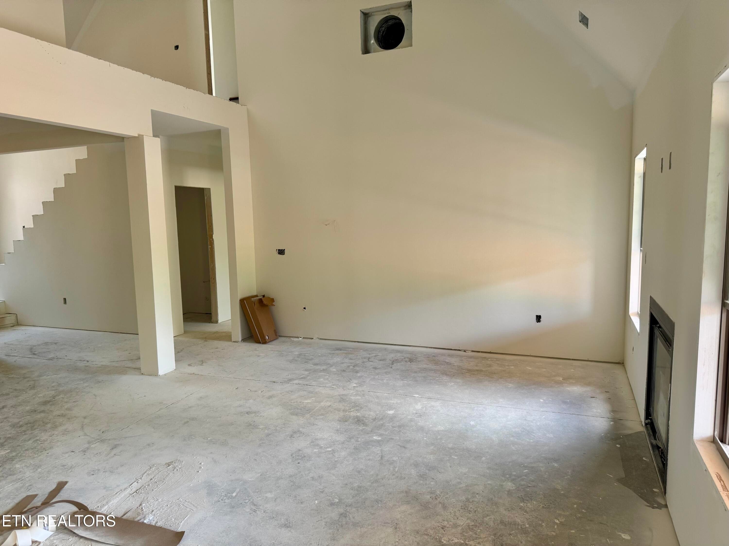Great Room - 8861 Dancing Bear Lane, Knoxville, TN 37923, Knoxville