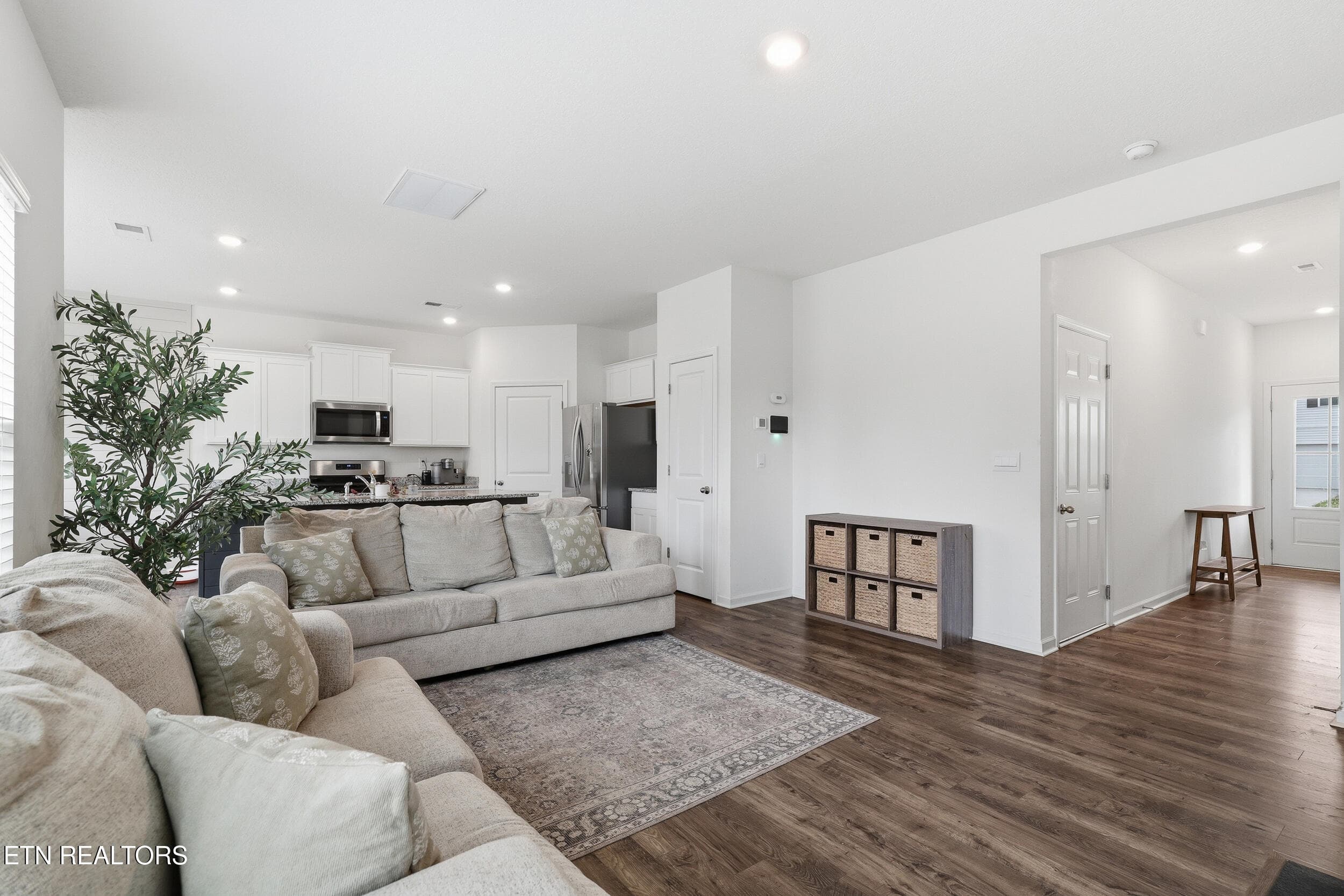 Living Room - 12330 Hatmaker Lane, Knoxville, TN 37932
