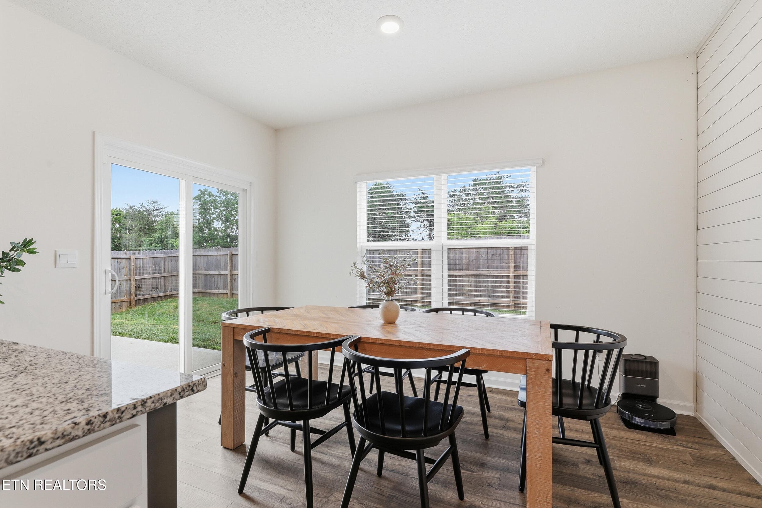 Kitchen/ Dining Room - 12330 Hatmaker Lane, Knoxville, TN 37932