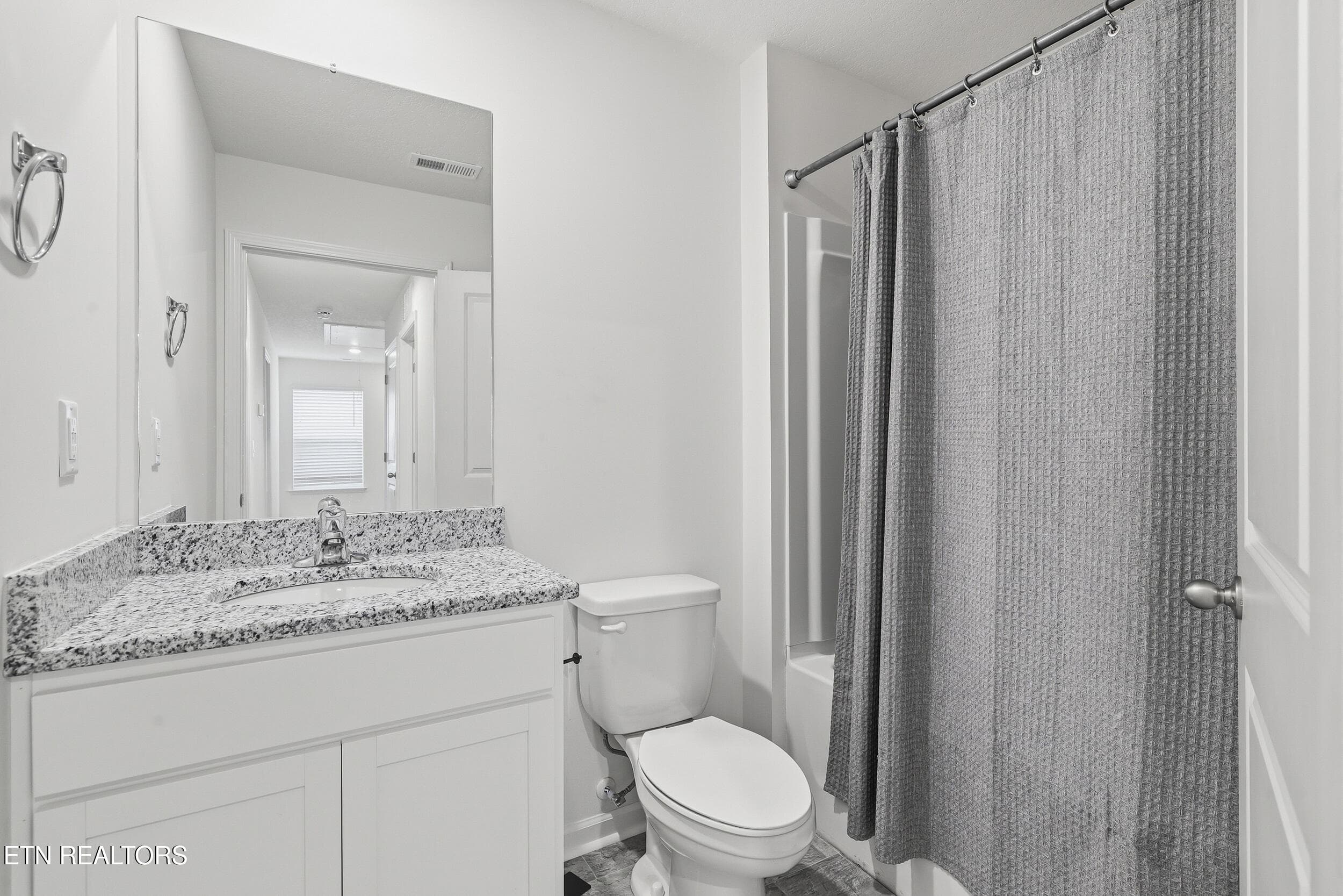 Second Floor Guest Bathroom - 12330 Hatmaker Lane, Knoxville, TN 37932