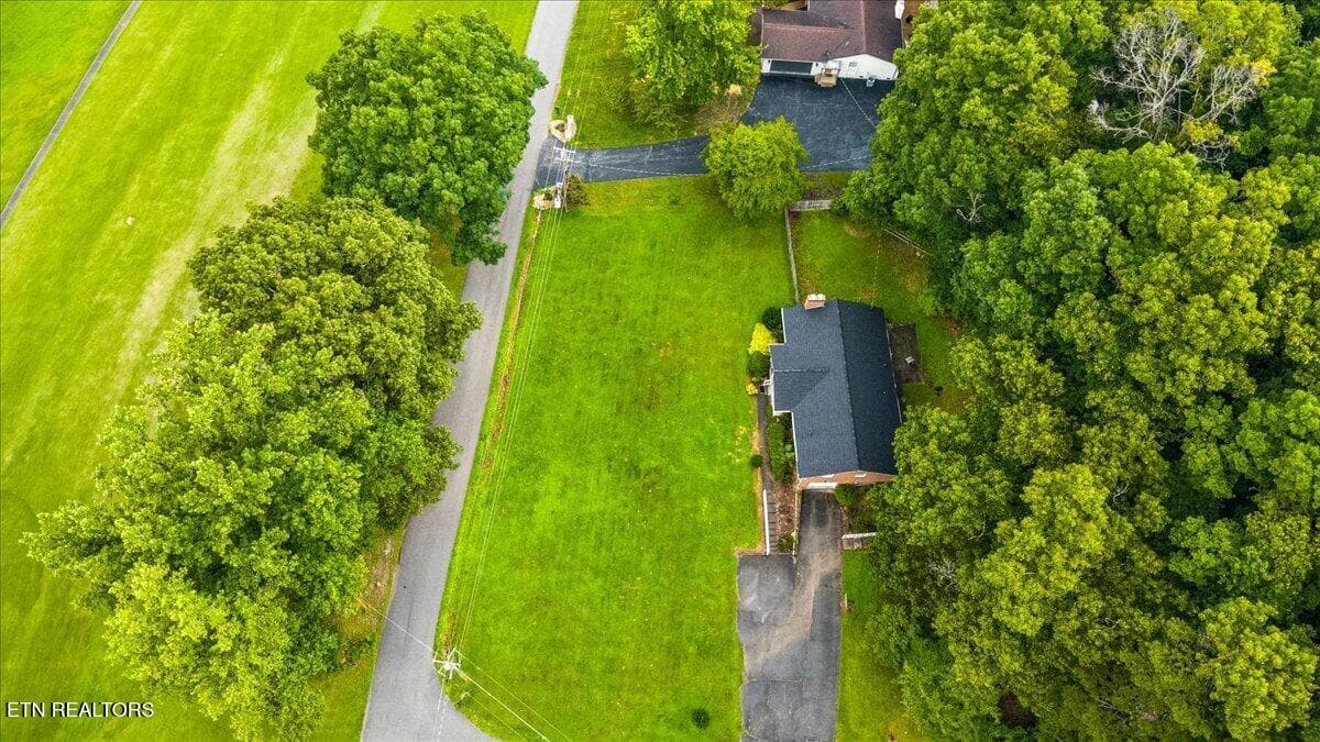 05-227 Fairway Dr - 227 Fairway Drive, LaFollette, TN 37766, LaFollette