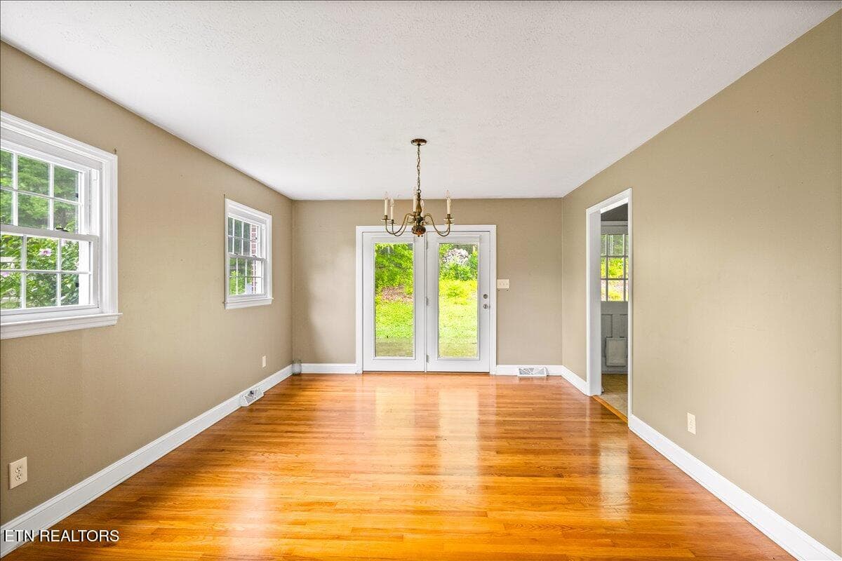 12-227 Fairway Dr - 227 Fairway Drive, LaFollette, TN 37766, LaFollette