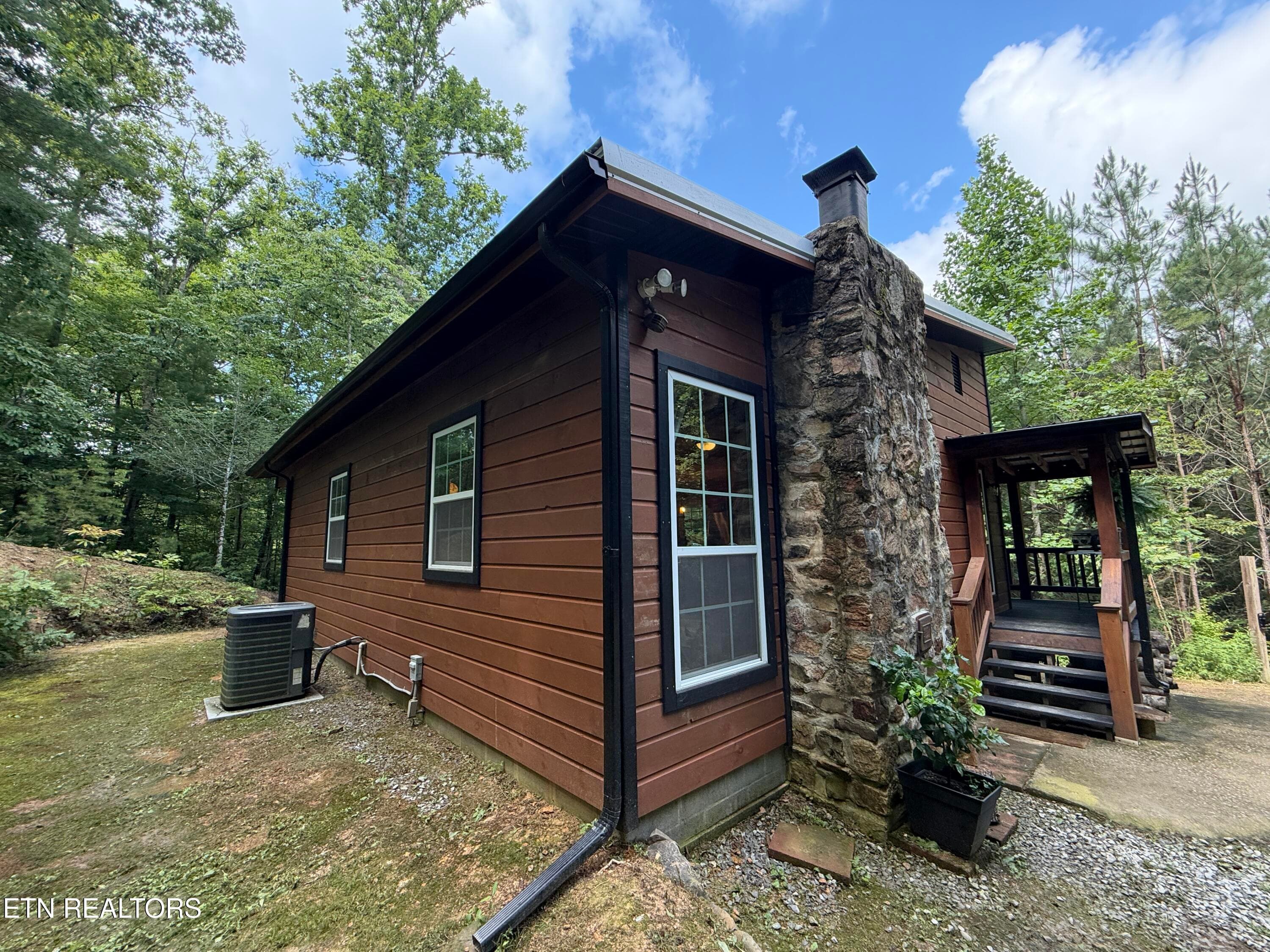 2 - 438 Country Square Rd, Newport, TN 37821
