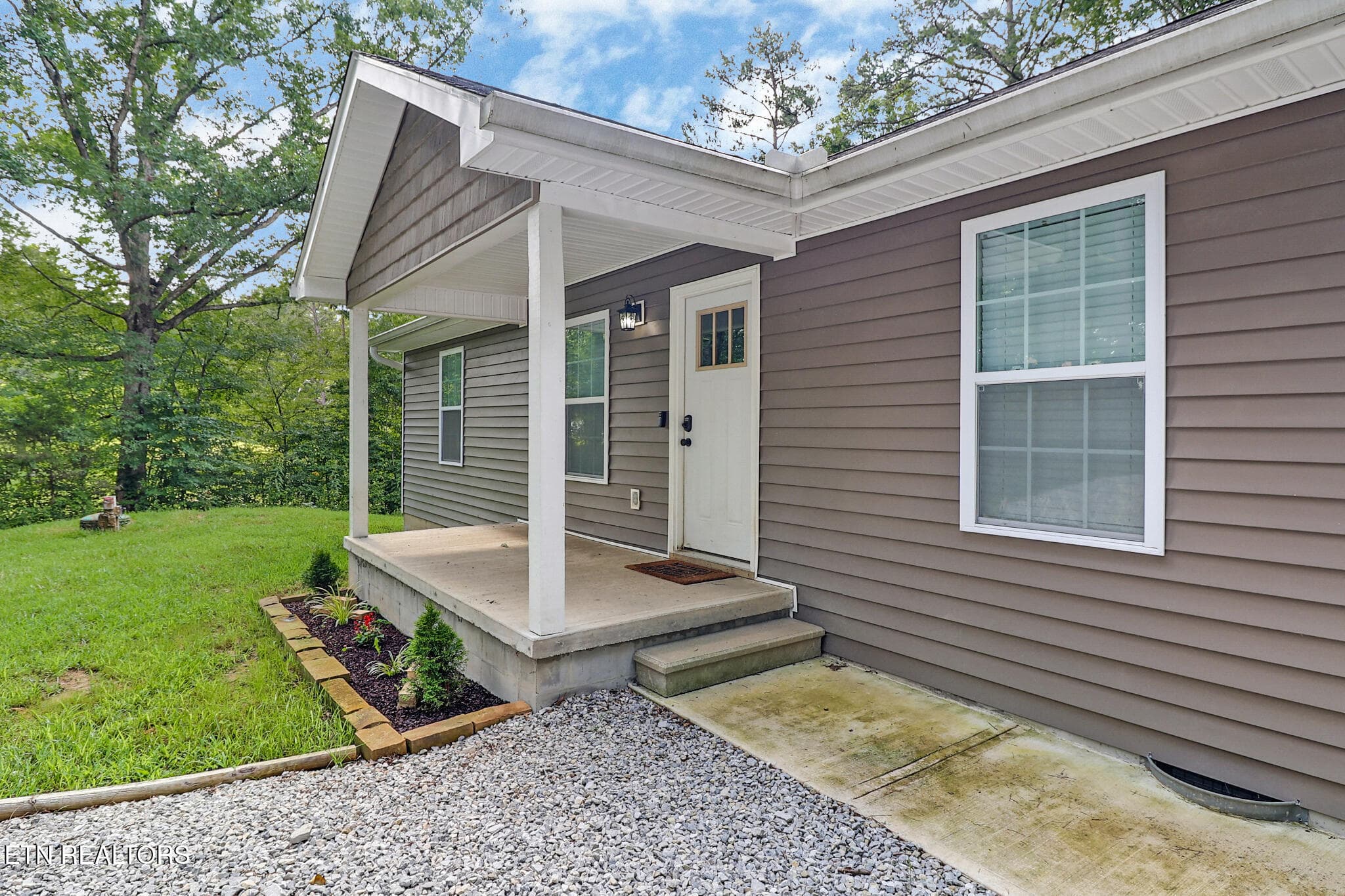 n44a1049-n44a1053 - 152 Goney Rd, Grimsley, TN 38565
