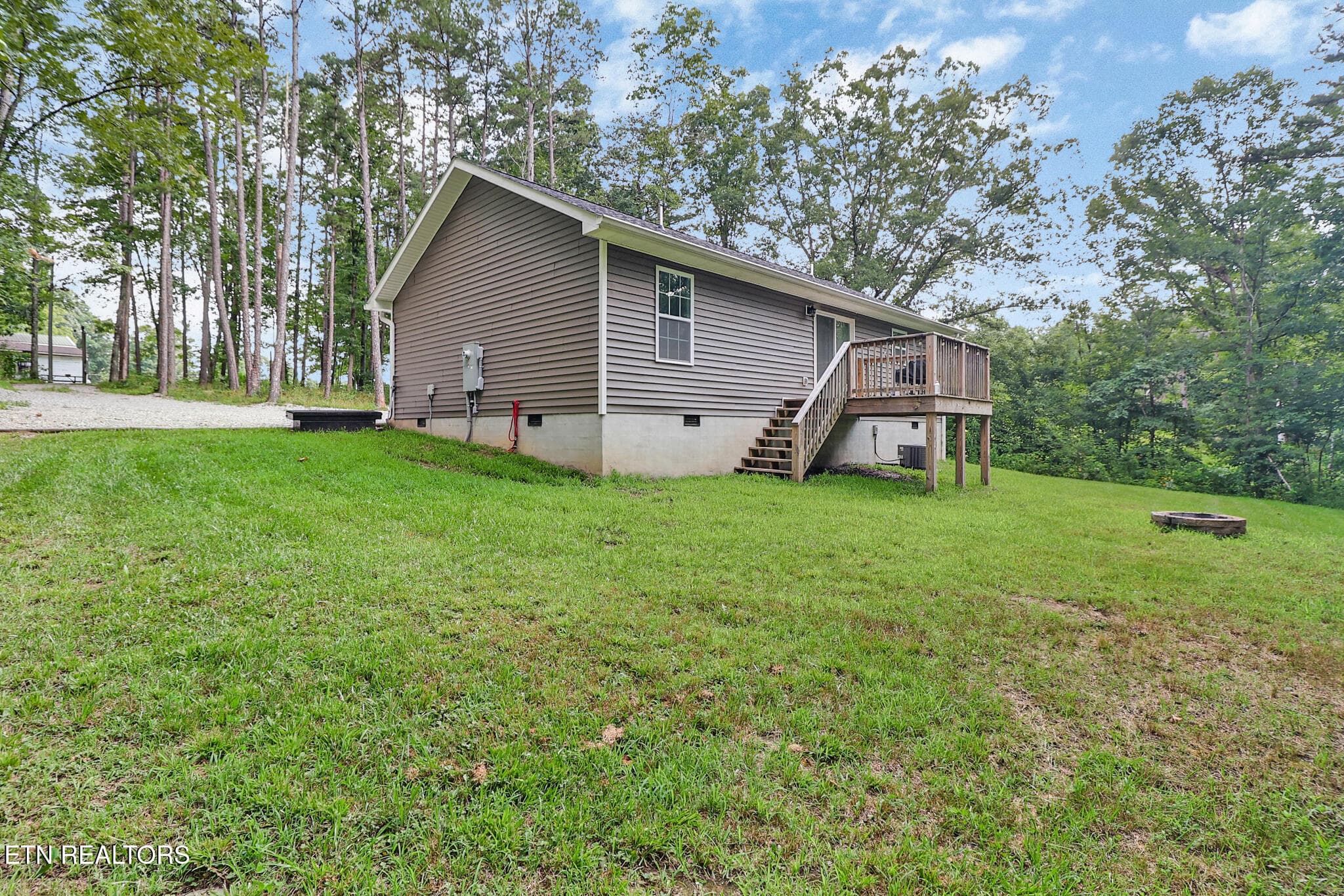n44a1054-n44a1058 - 152 Goney Rd, Grimsley, TN 38565