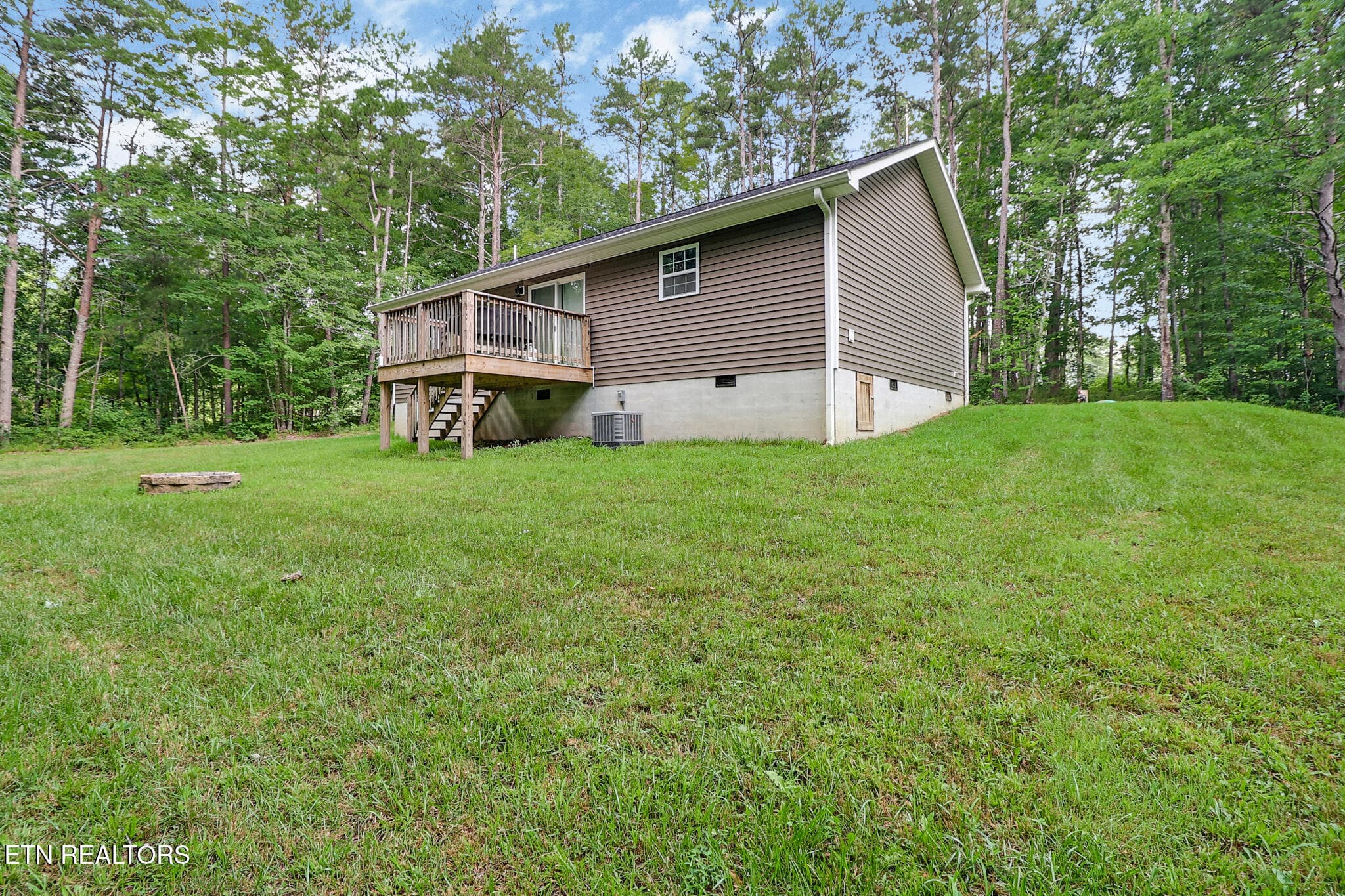 n44a1059-n44a1063 - 152 Goney Rd, Grimsley, TN 38565