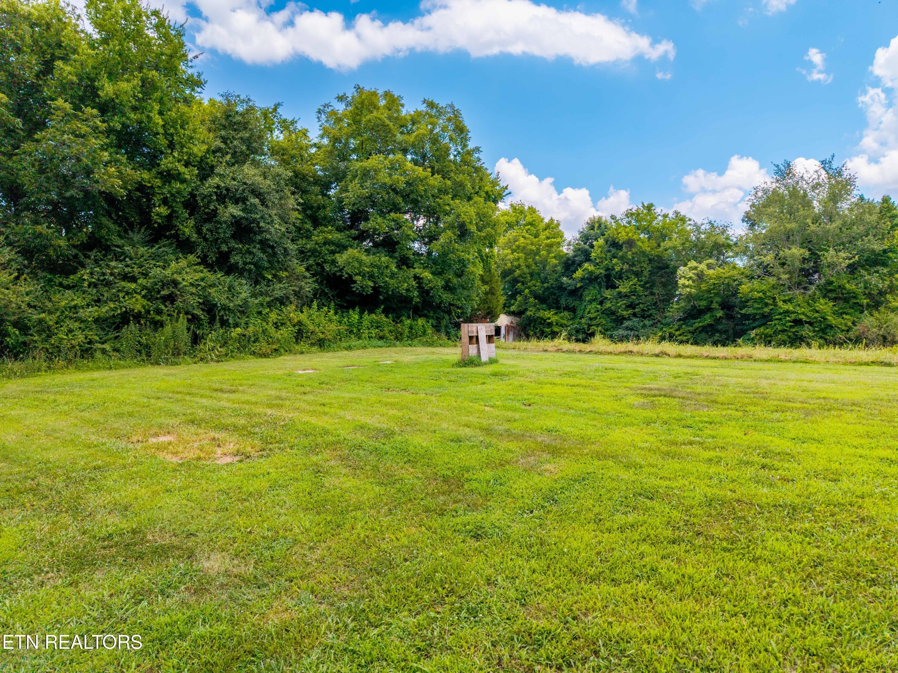 6389 US-411, Greenback, TN 37742