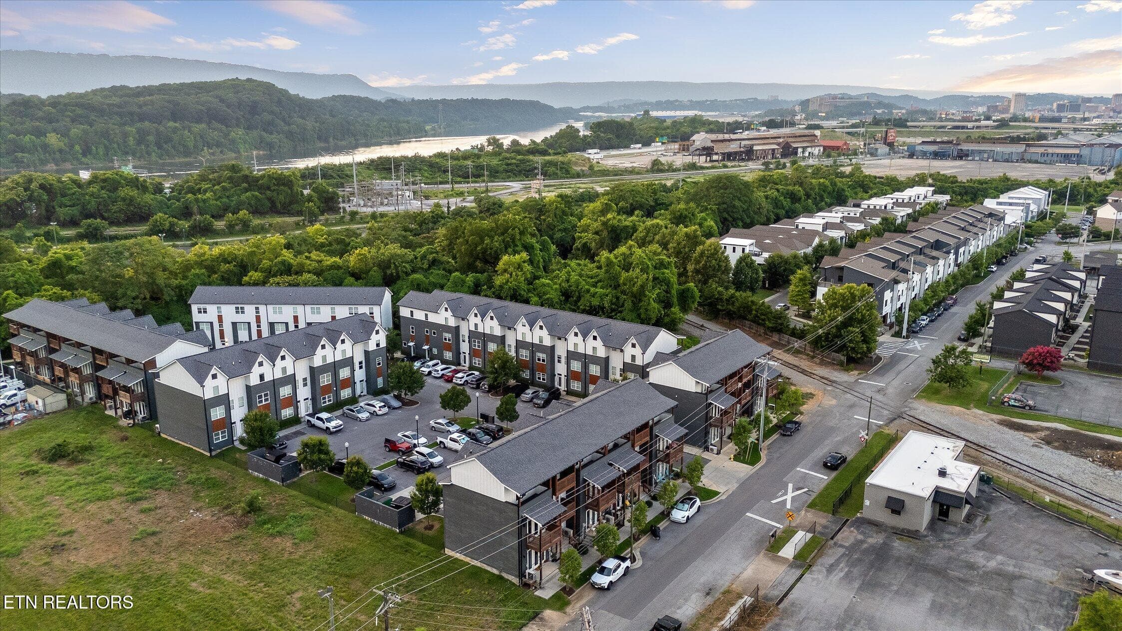 03-3169 St Elmo Ave-68 - 3169 Saint Elmo Ave, Chattanooga, TN 37408, Chattanooga