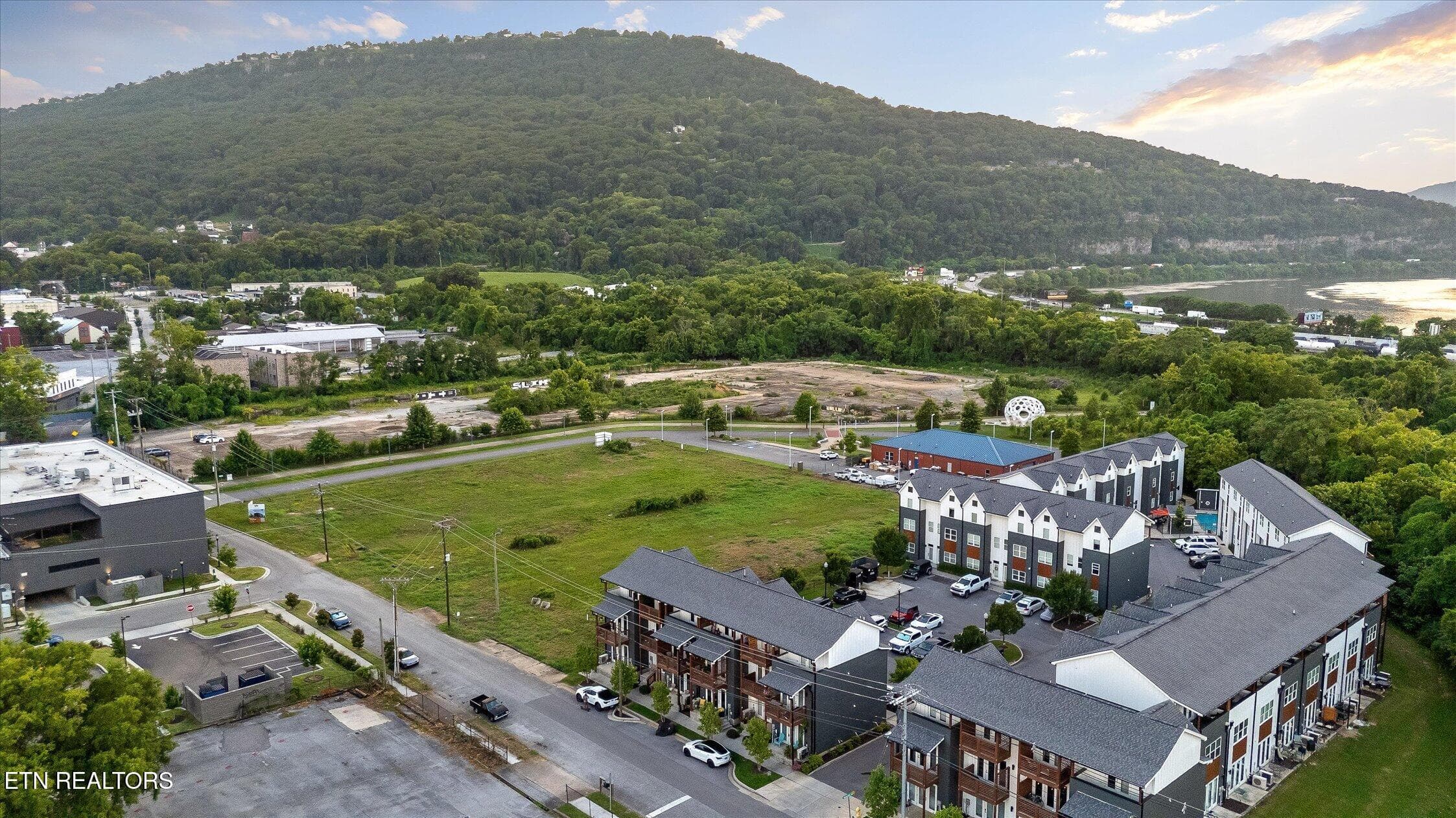 09-3169 St Elmo Ave-74 - 3169 Saint Elmo Ave, Chattanooga, TN 37408, Chattanooga