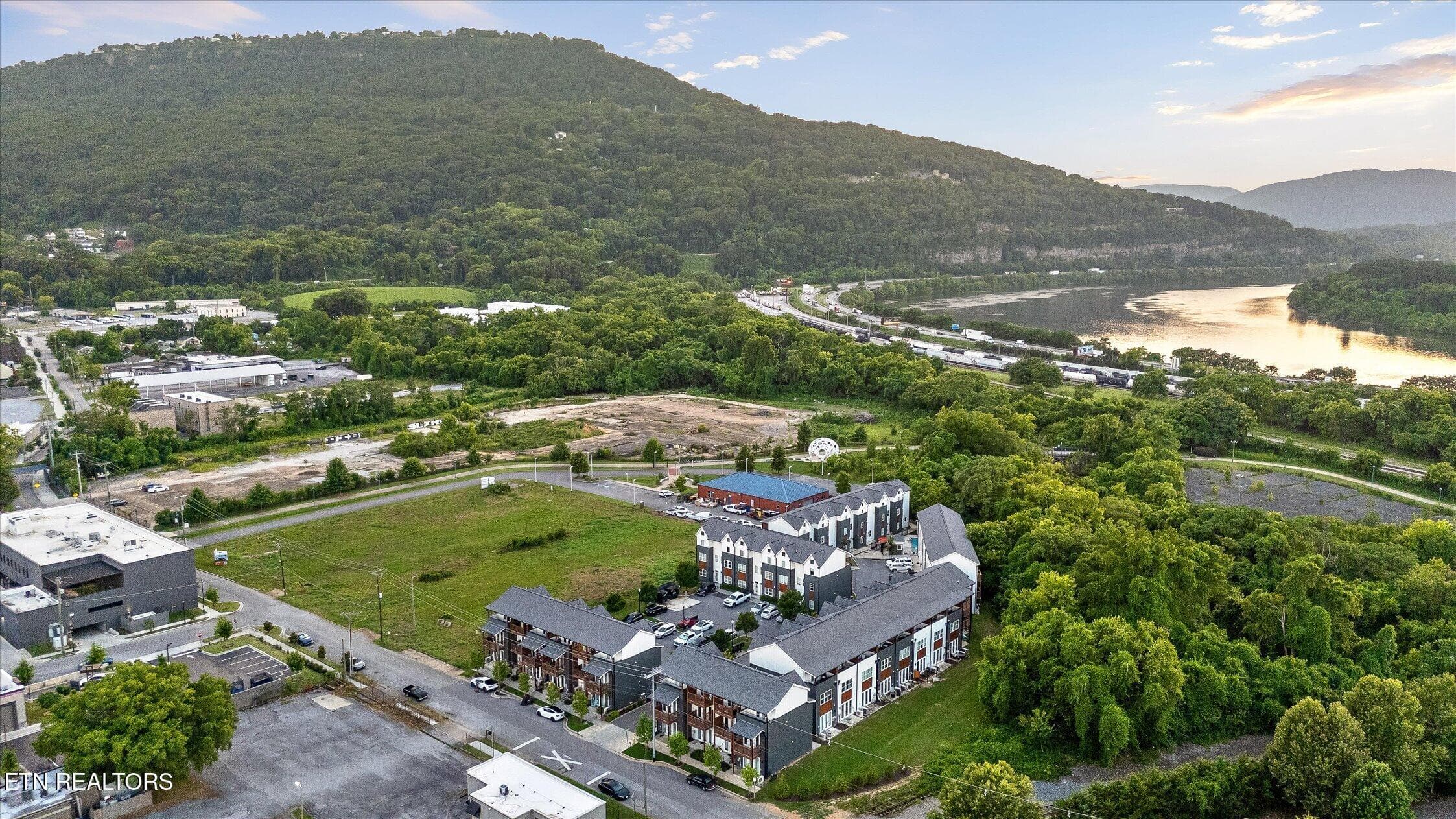 10-3169 St Elmo Ave-75 - 3169 Saint Elmo Ave, Chattanooga, TN 37408, Chattanooga
