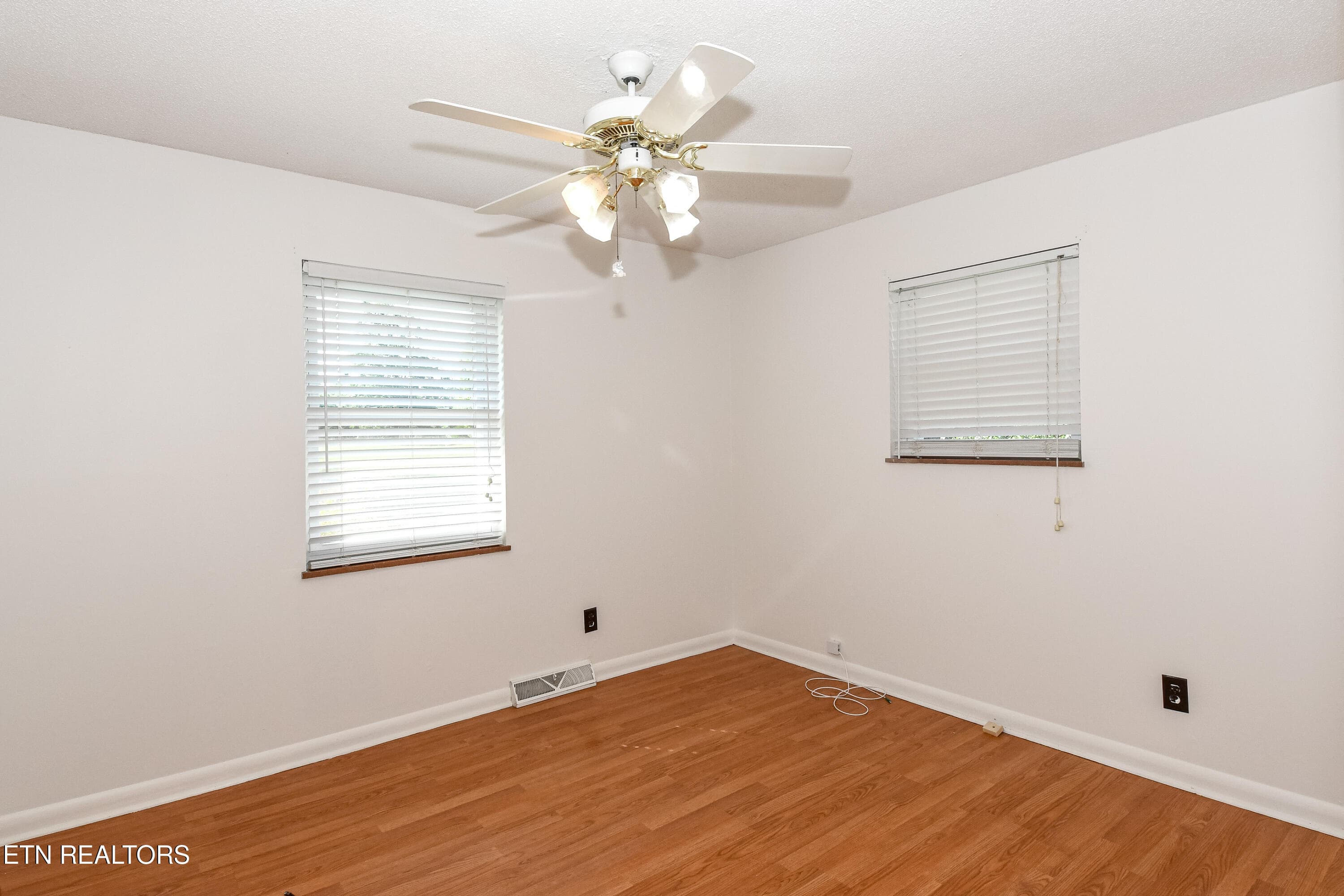 DSC_7393 - 2919 W Woodbine Drive, Maryville, TN 37803, Maryville