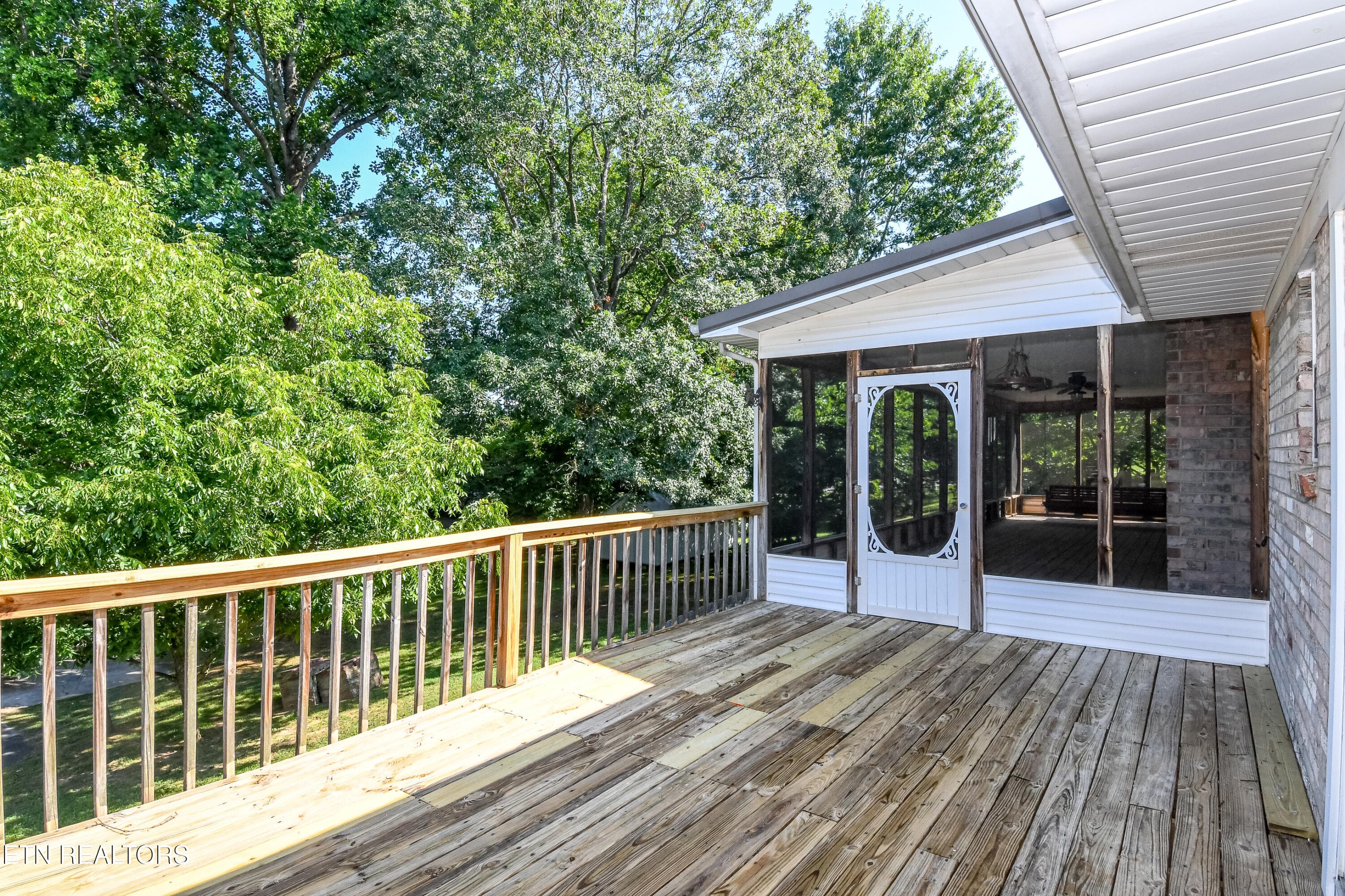 DSC_7402 - 2919 W Woodbine Drive, Maryville, TN 37803, Maryville