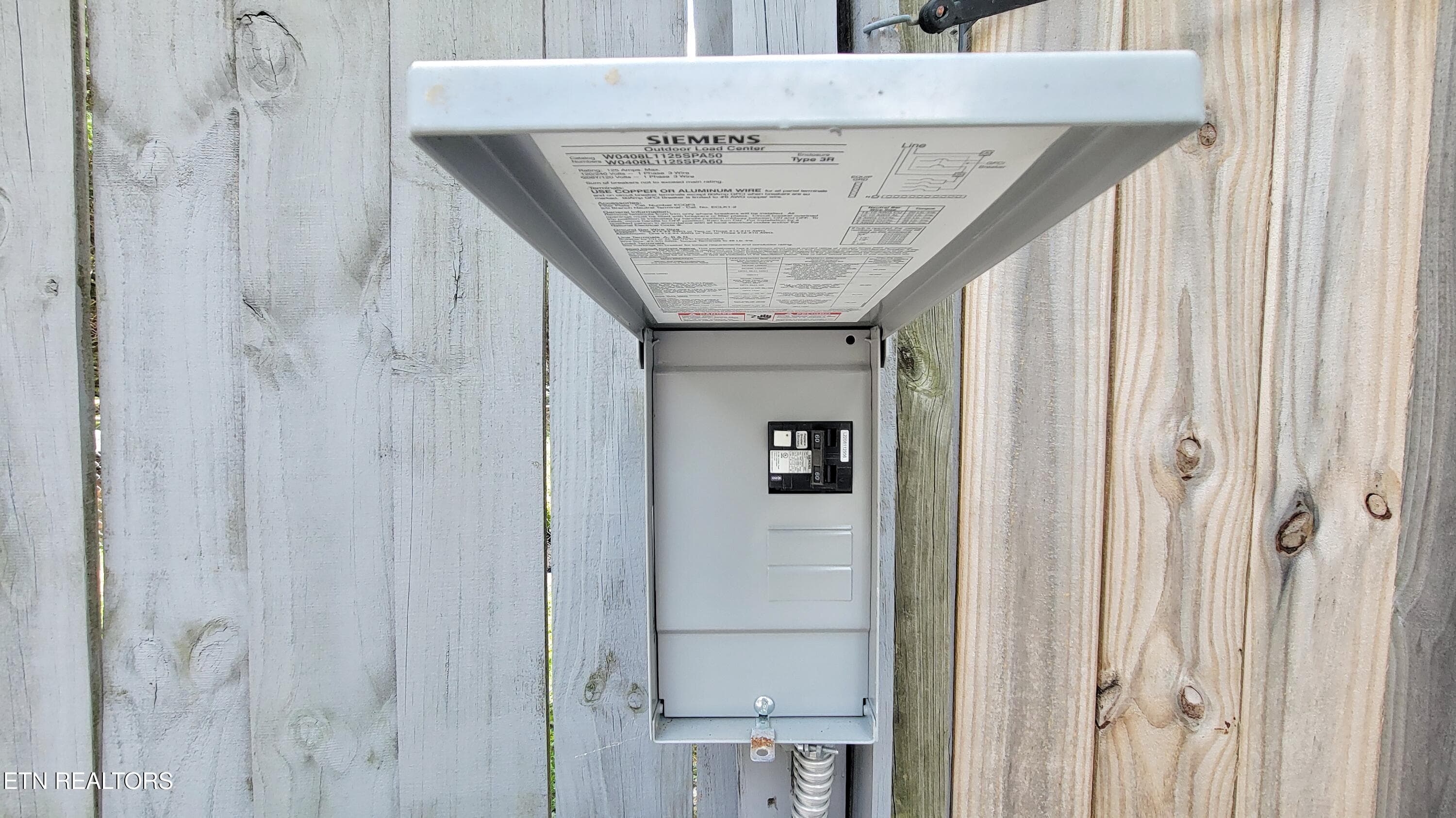 DECK HOTTUB PANEL - 5501 Kenbrook Lane, Knoxville, TN 37921, Knoxville