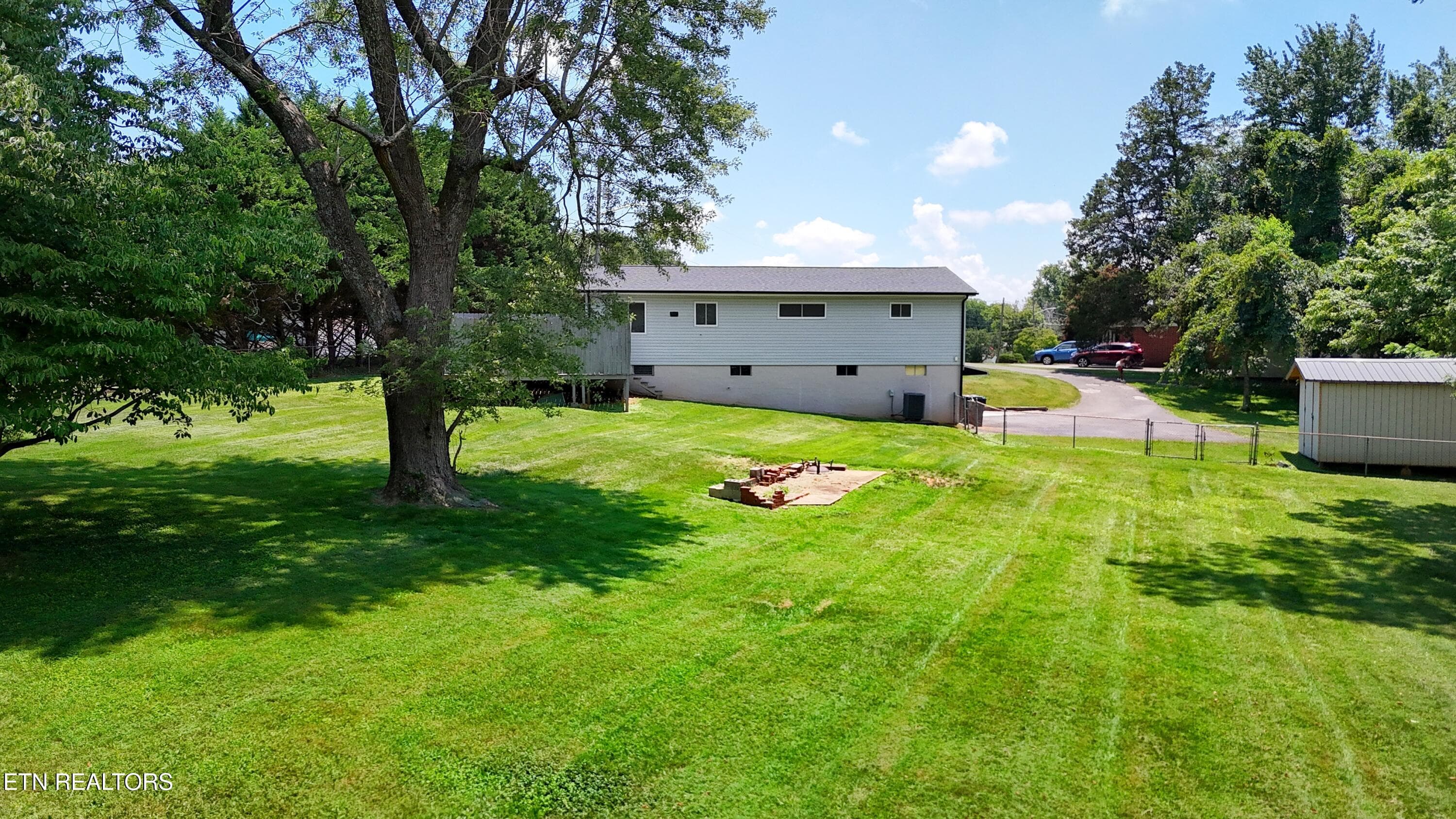 KENBROOK REAR - 5501 Kenbrook Lane, Knoxville, TN 37921, Knoxville