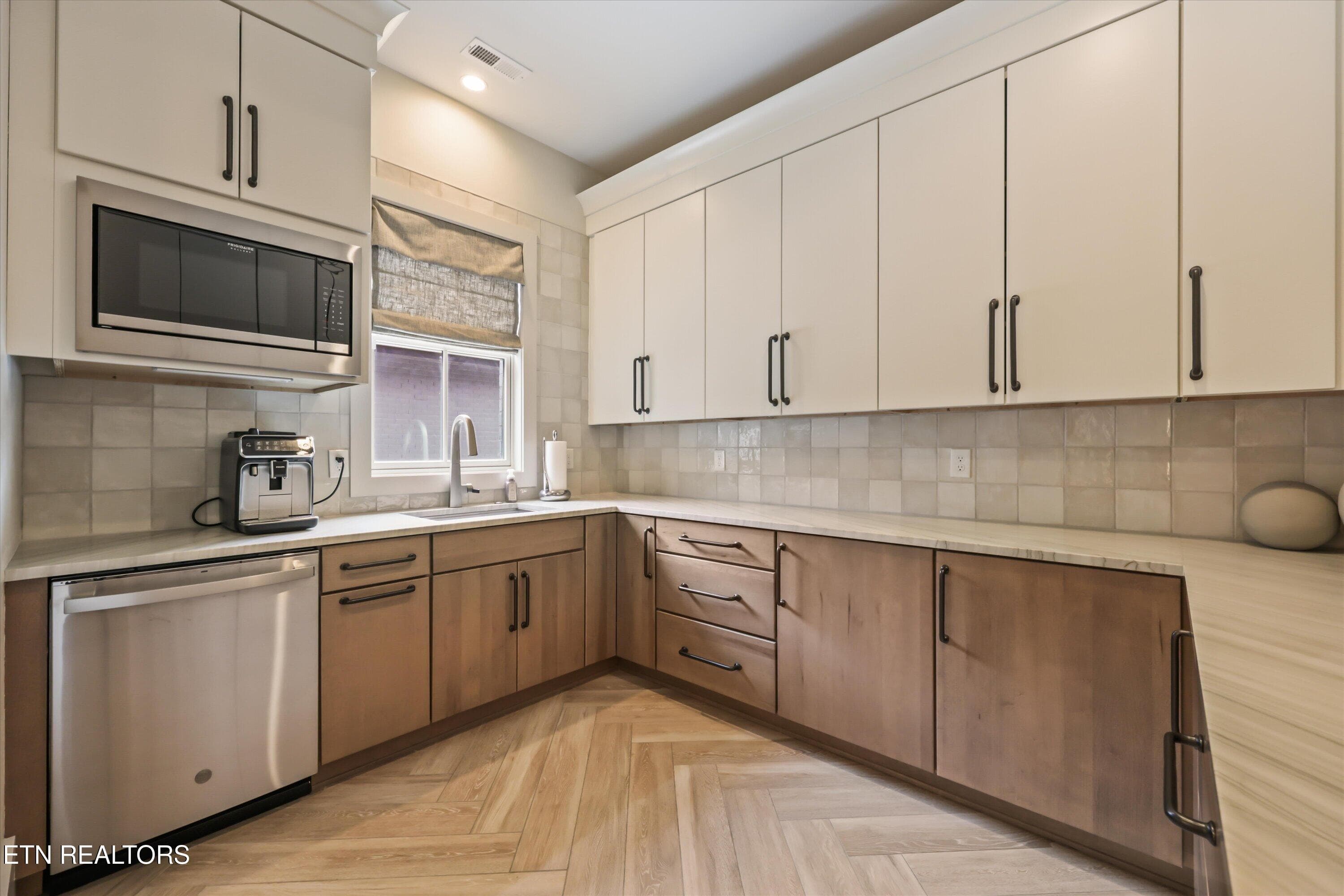Butler's Kitchen - 9437 Horizon Drive, Knoxville, TN 37922, Knoxville