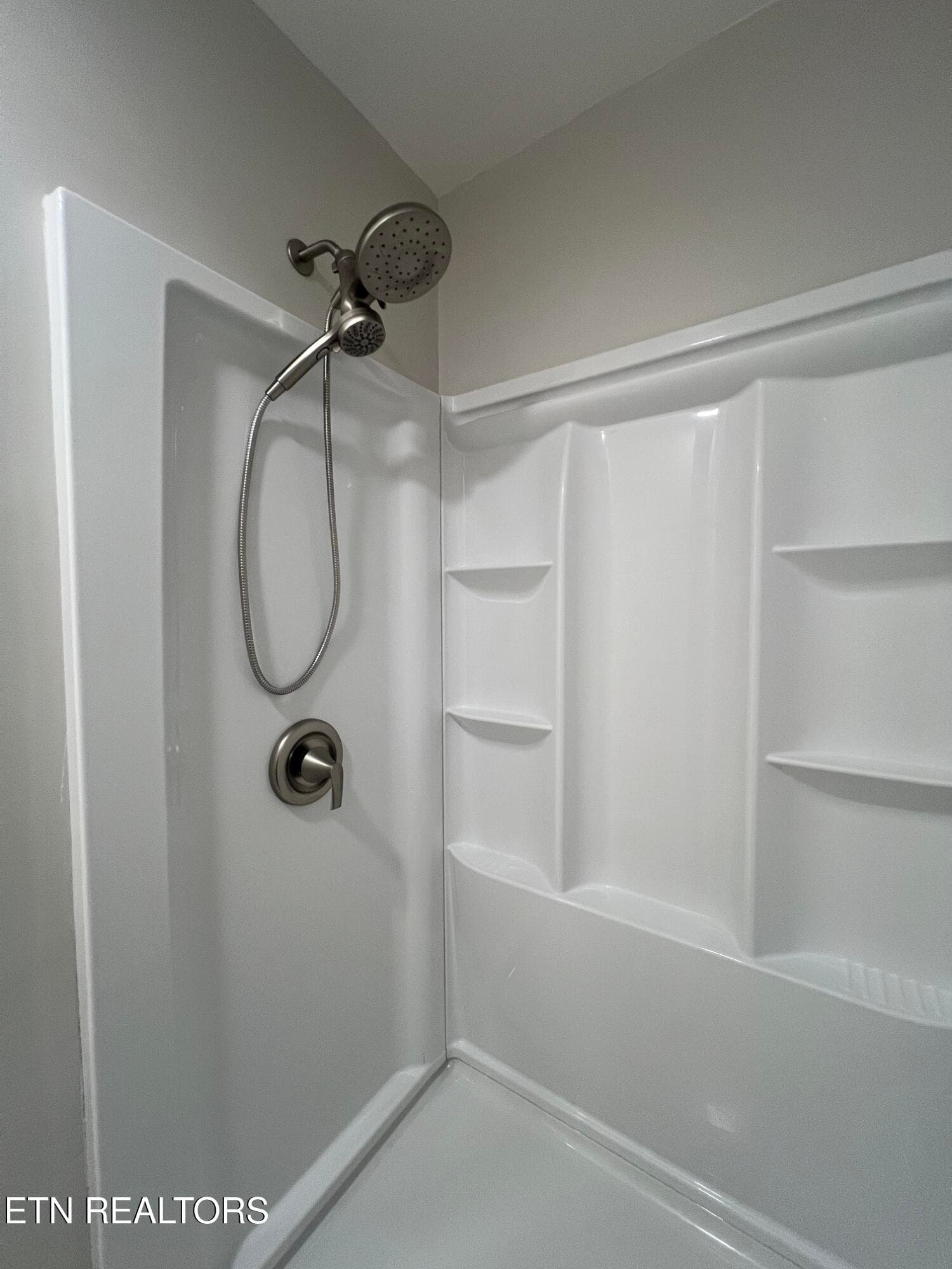 311 Jane Way Ln - 311 Jane Way Lane, Jacksboro, TN 37757, Jacksboro