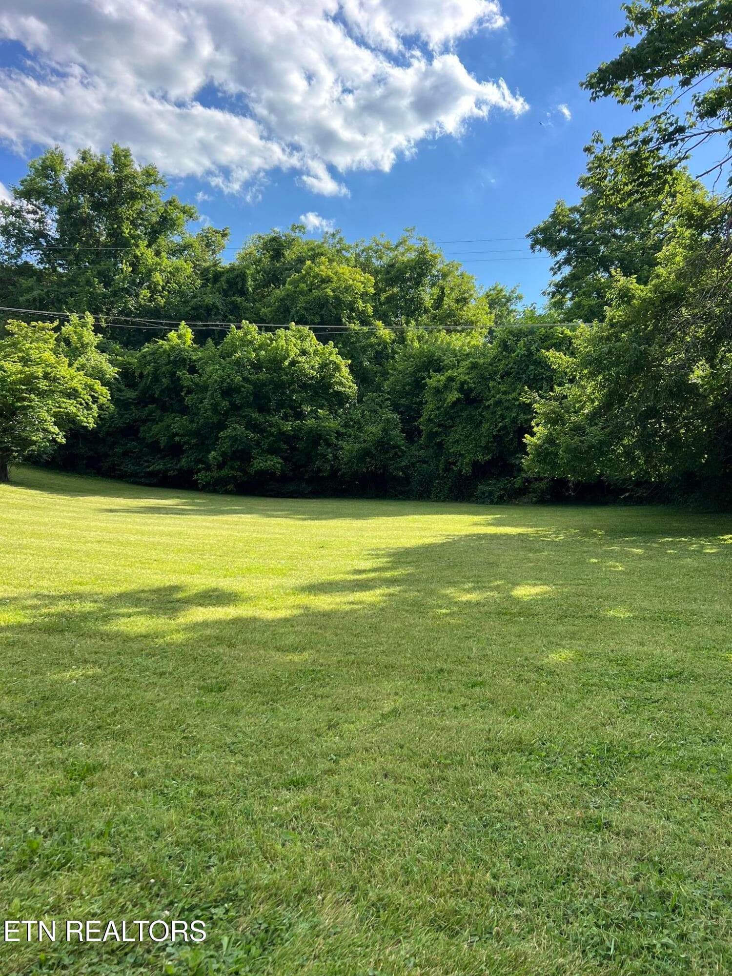311 Jane Way Ln - 311 Jane Way Lane, Jacksboro, TN 37757, Jacksboro
