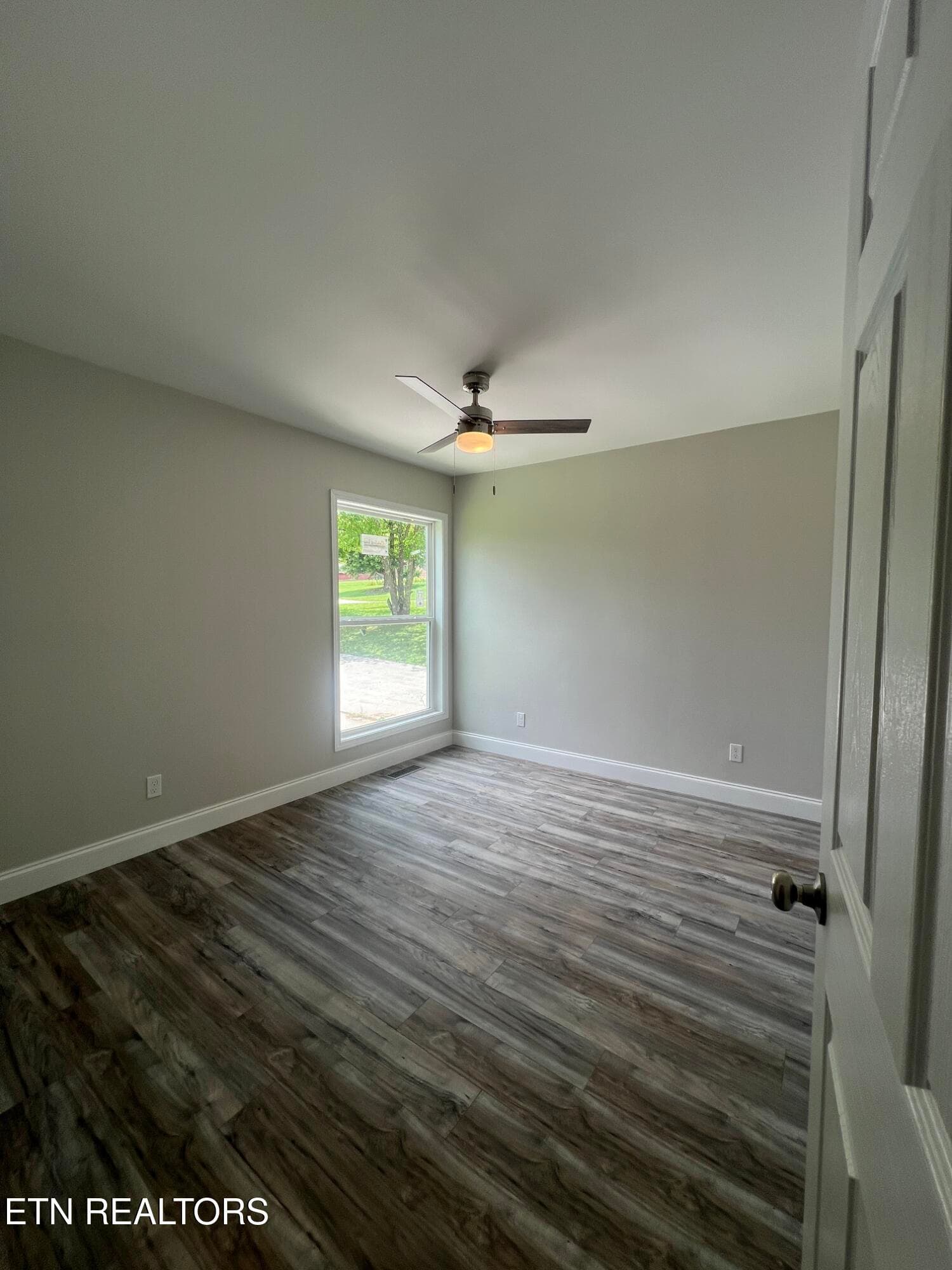 311 Jane Way Ln - 311 Jane Way Lane, Jacksboro, TN 37757, Jacksboro