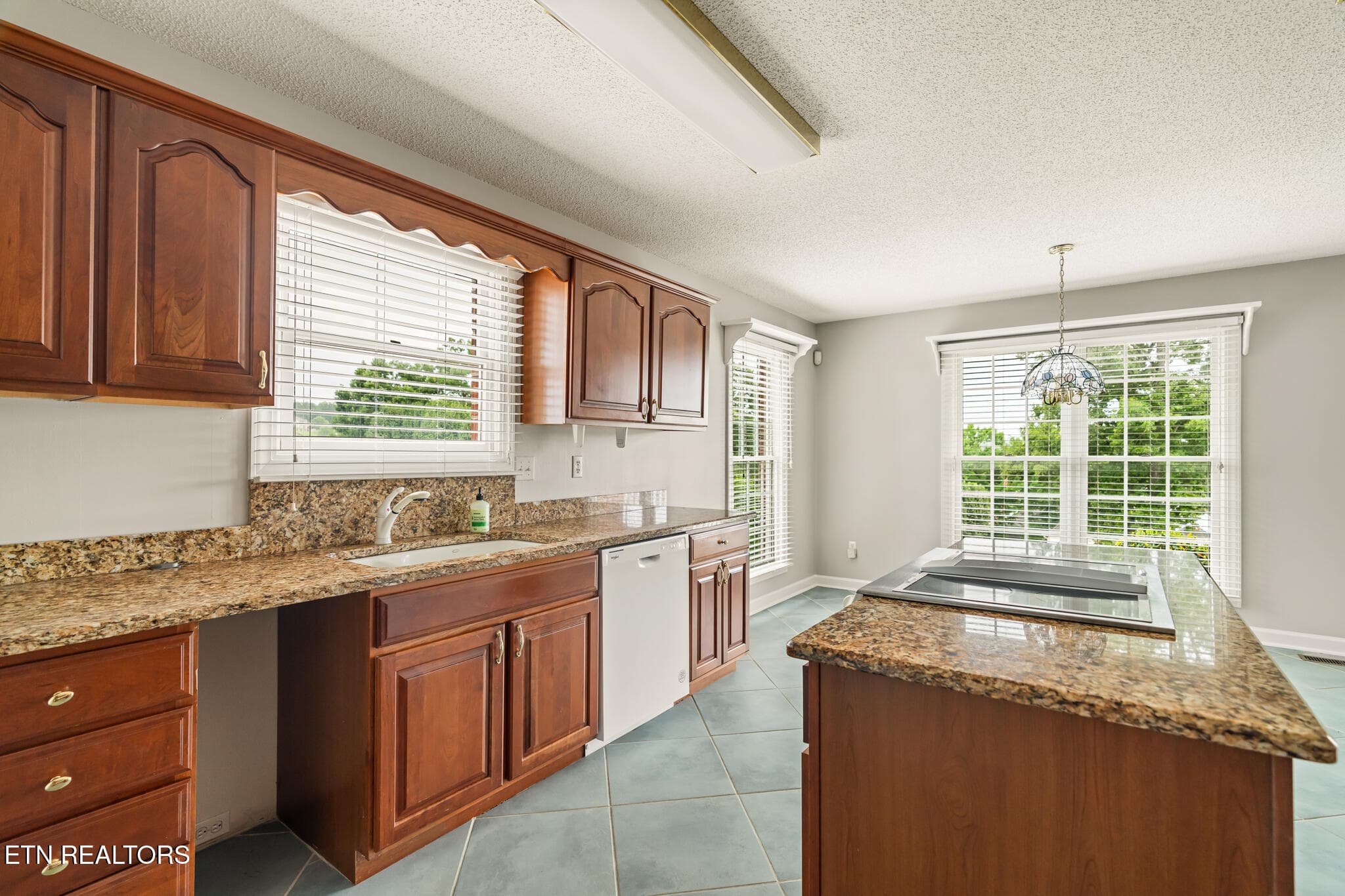 untitled-14 - 229 High Pointe Village Way, Kingston, TN 37763, Kingston