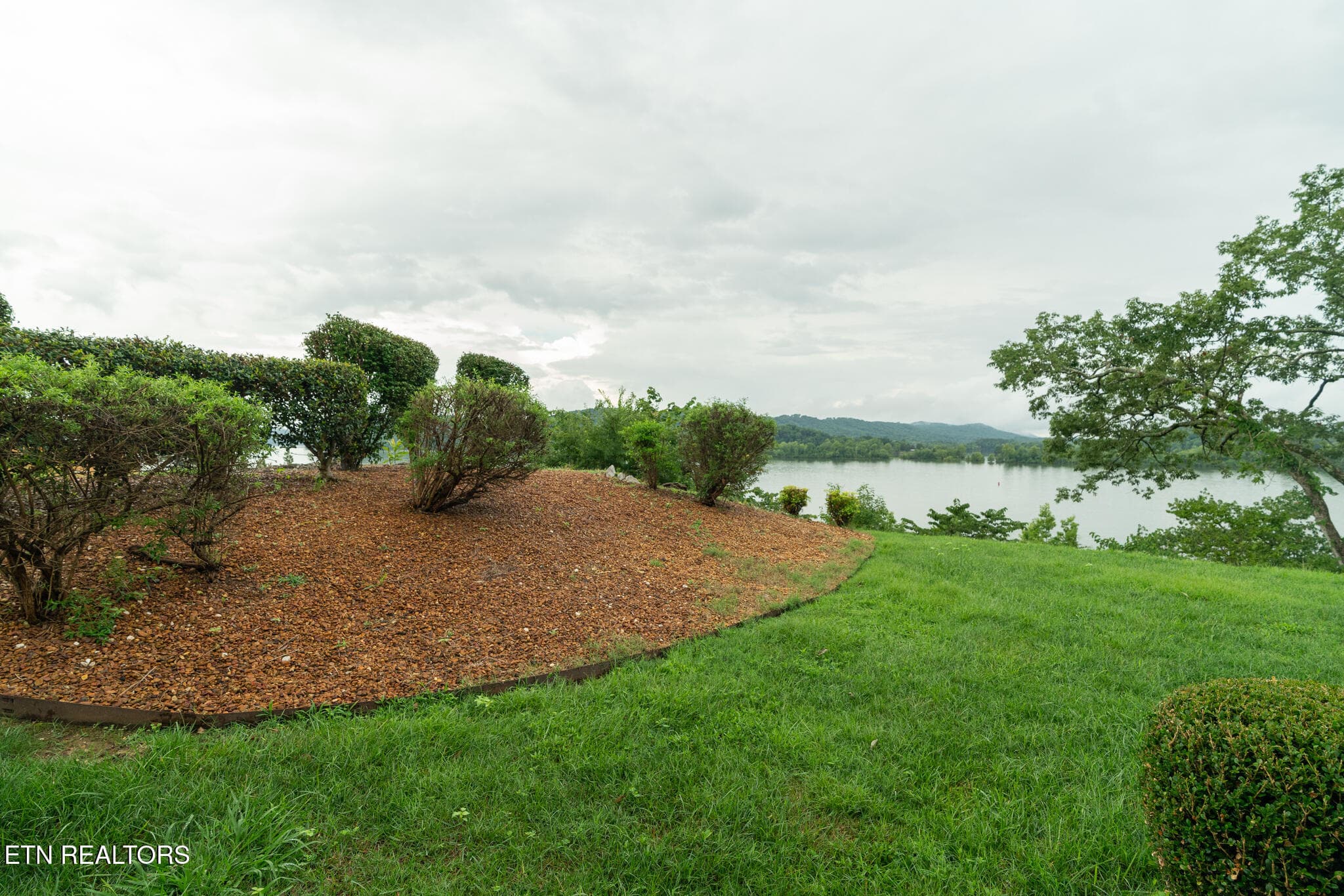 untitled-45 - 229 High Pointe Village Way, Kingston, TN 37763, Kingston