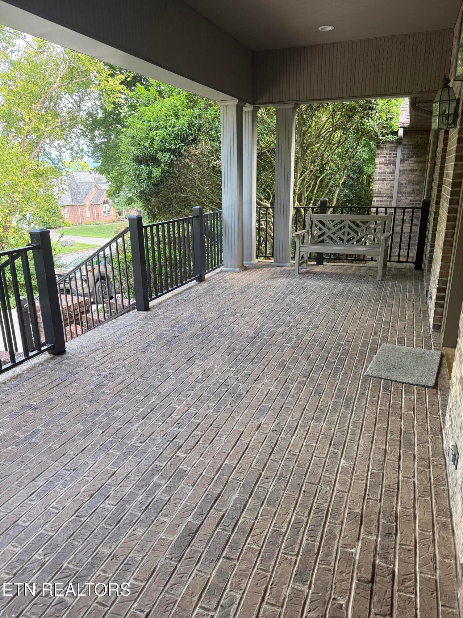 large front brick porch - 1817 Peppertree Drive, Alcoa, TN 37701