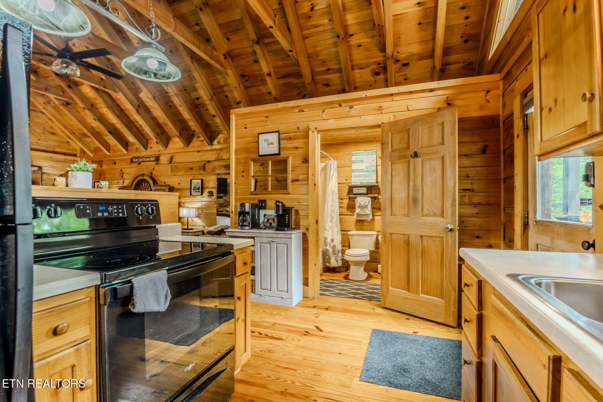 10-web-or-mls-505-hoot-owl-way - 505 Hoot Owl Way, Gatlinburg, TN 37738, Gatlinburg