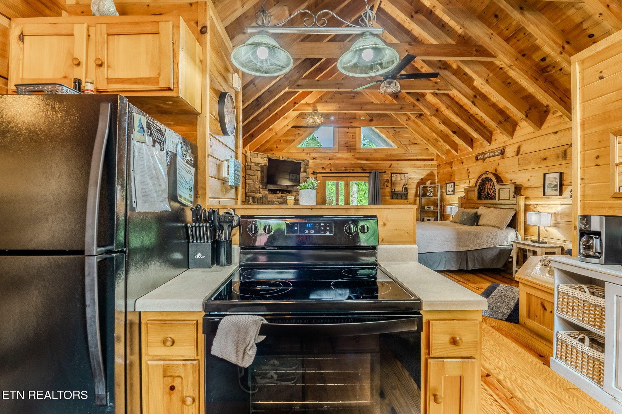 11-web-or-mls-505-hoot-owl-way - 505 Hoot Owl Way, Gatlinburg, TN 37738, Gatlinburg