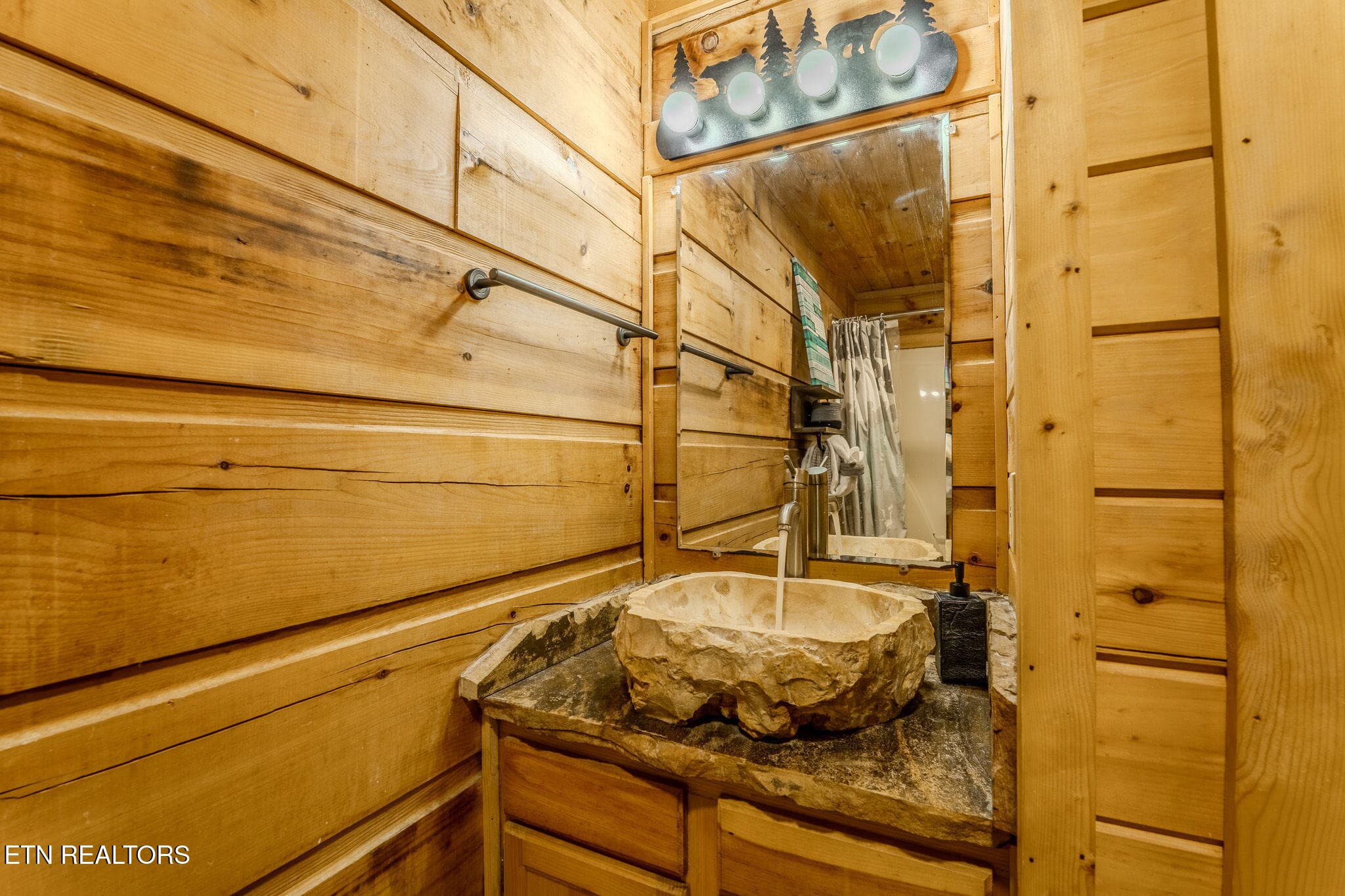 12-web-or-mls-505-hoot-owl-way - 505 Hoot Owl Way, Gatlinburg, TN 37738, Gatlinburg