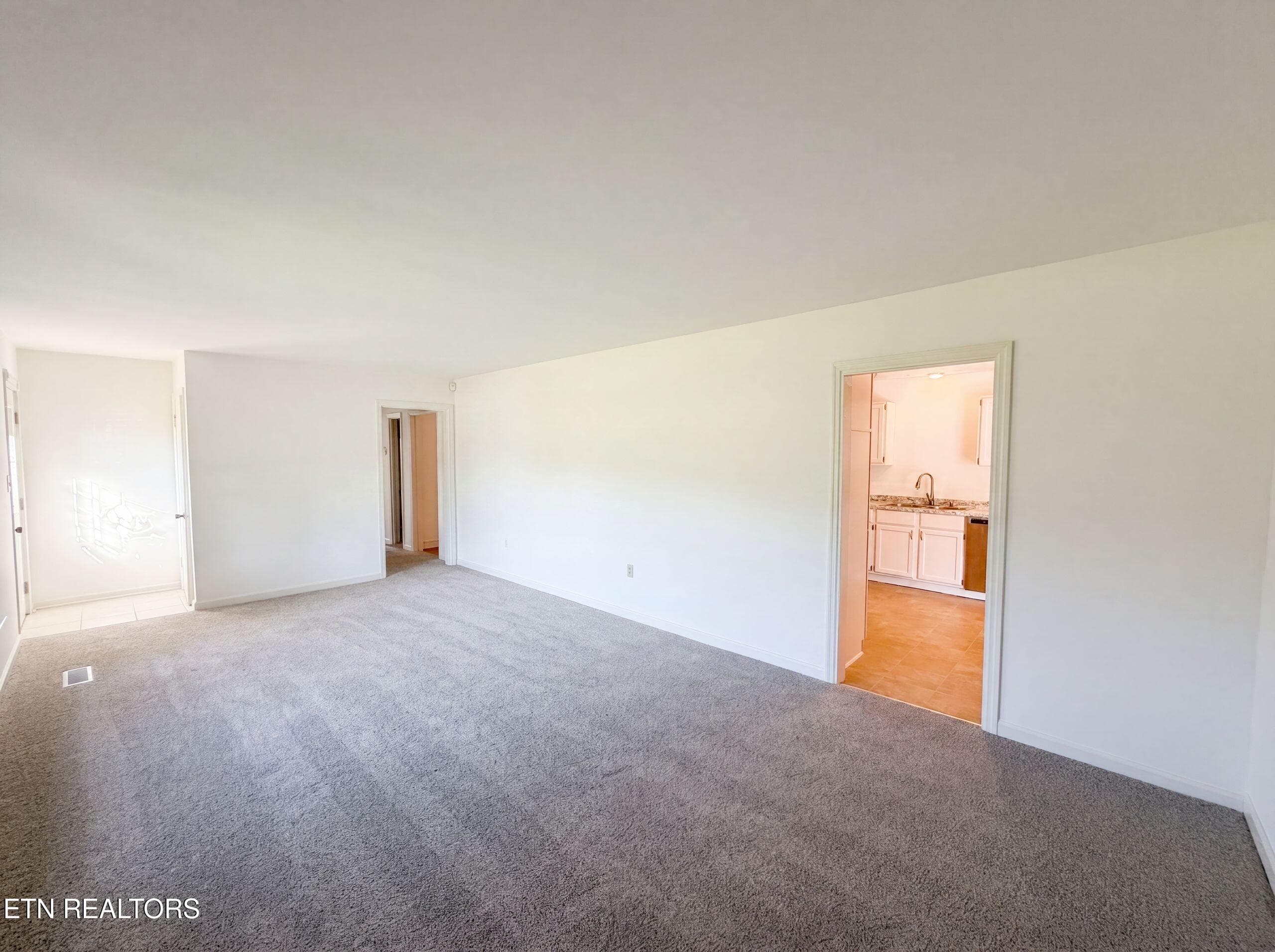 listing_15 - 2205 Adair Drive, Knoxville, TN 37918, Knoxville