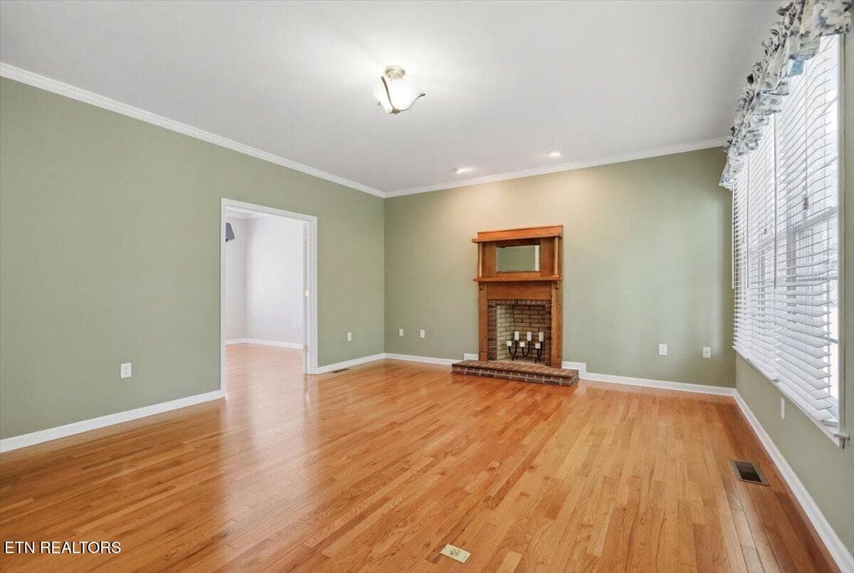 Living Room - 4094 Davis Ford Rd, Maryville, TN 37804