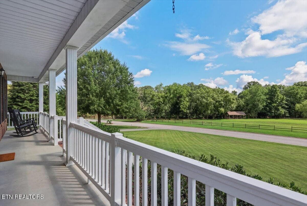 Front Porch - 4094 Davis Ford Rd, Maryville, TN 37804