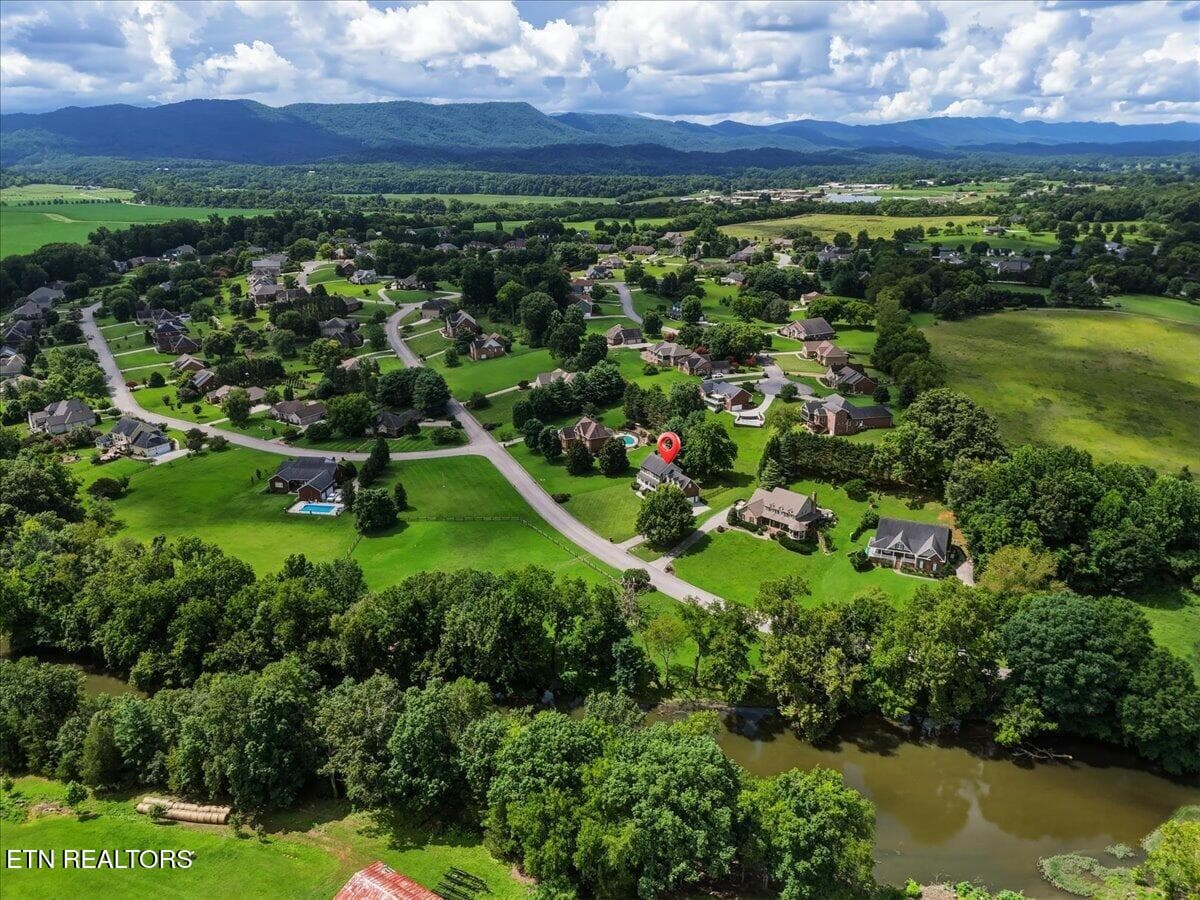River - 4094 Davis Ford Rd, Maryville, TN 37804