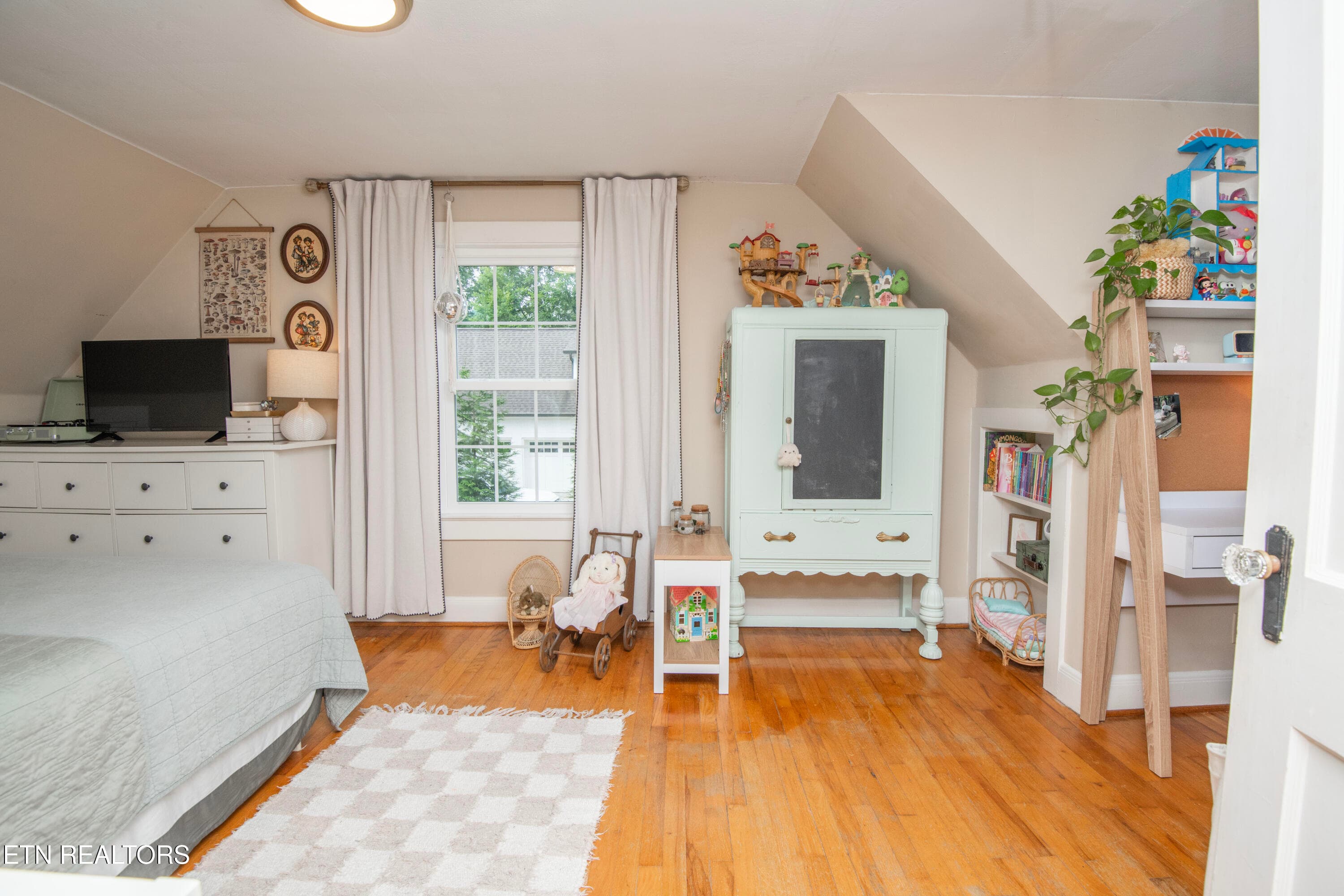 third bed - 6809 Nubbin Ridge Drive, Knoxville, TN 37919