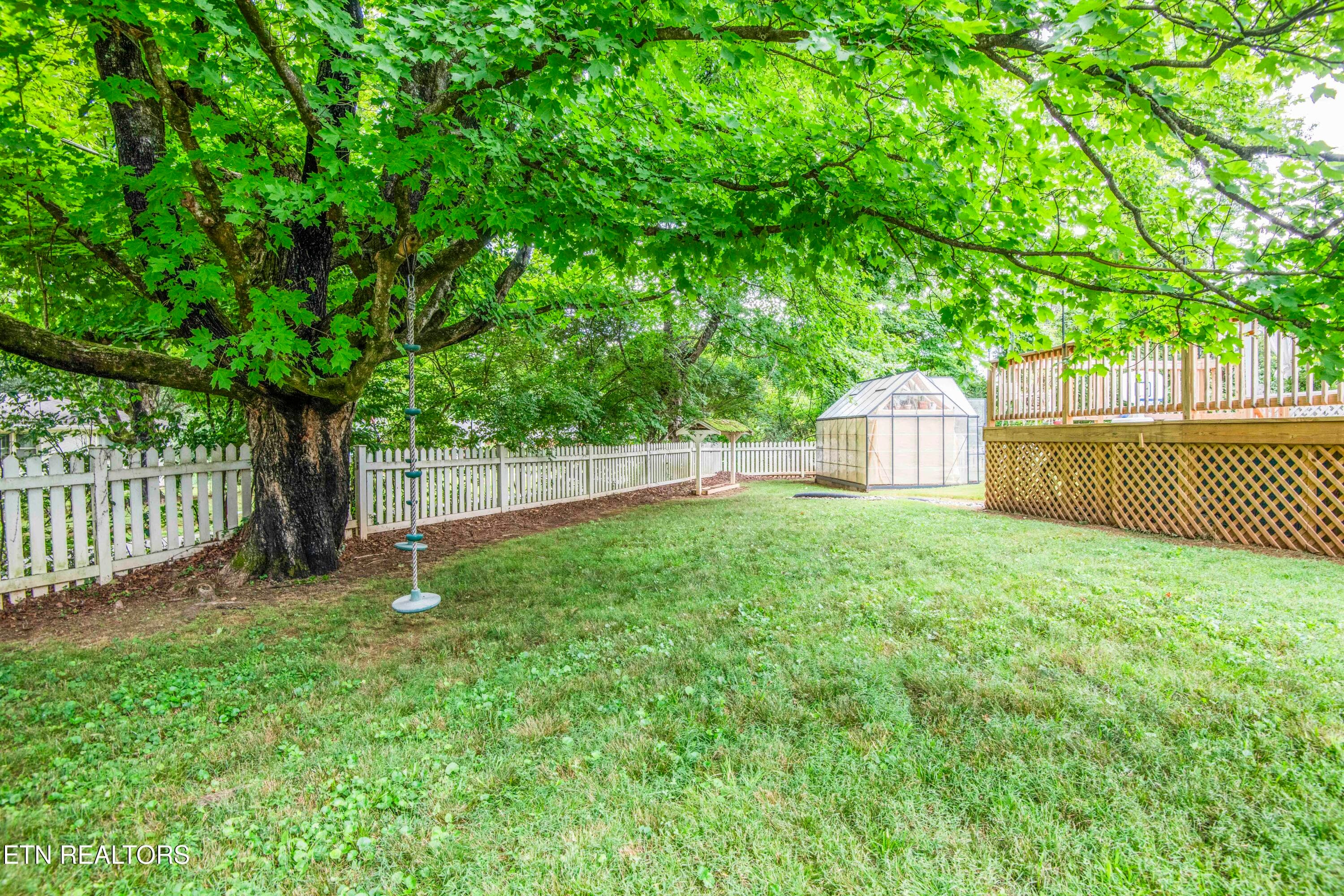 yard 7_1 - 6809 Nubbin Ridge Drive, Knoxville, TN 37919
