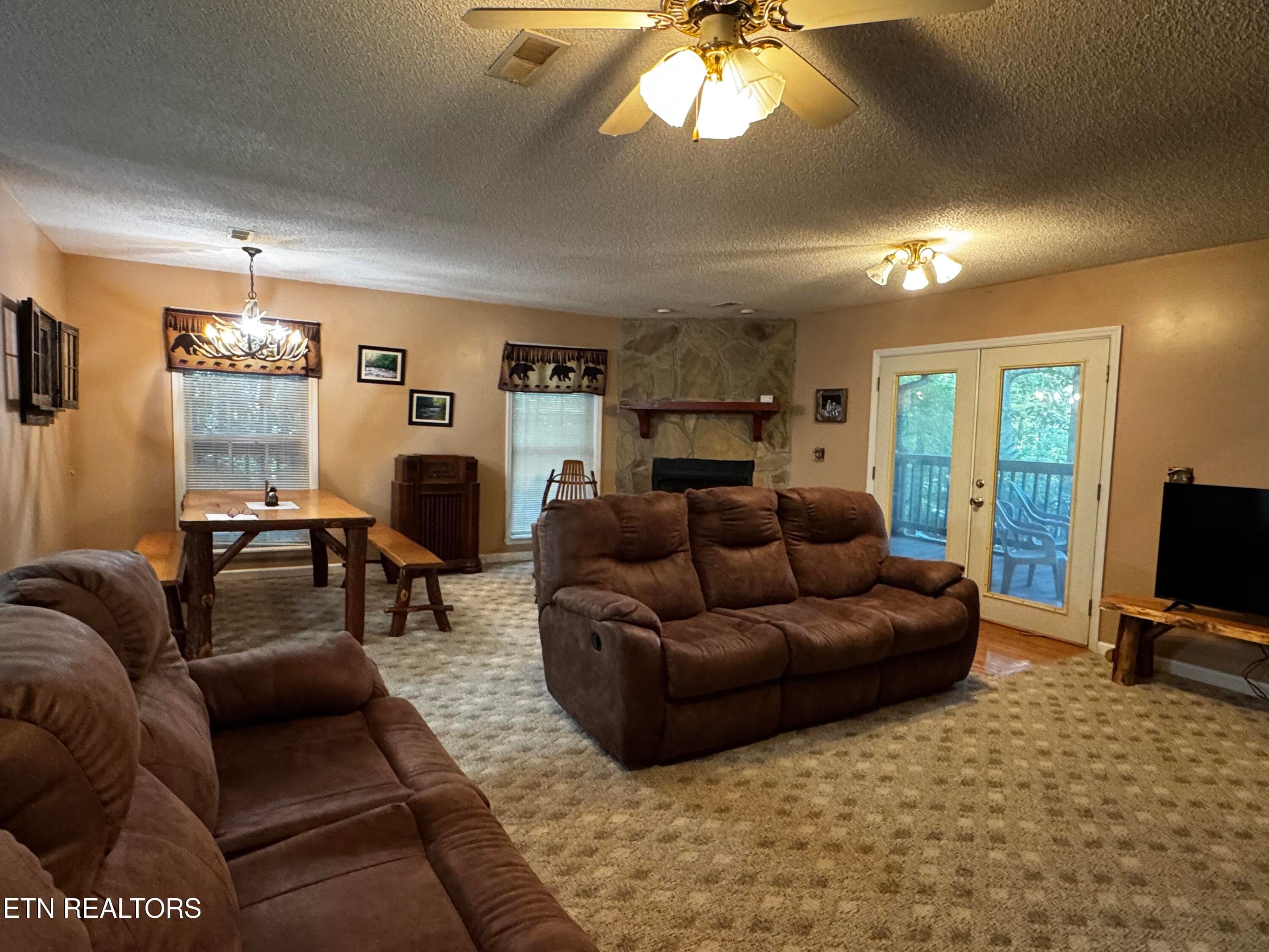 Parton lr 3 - 530 Parton Drive, Gatlinburg, TN 37738, Gatlinburg