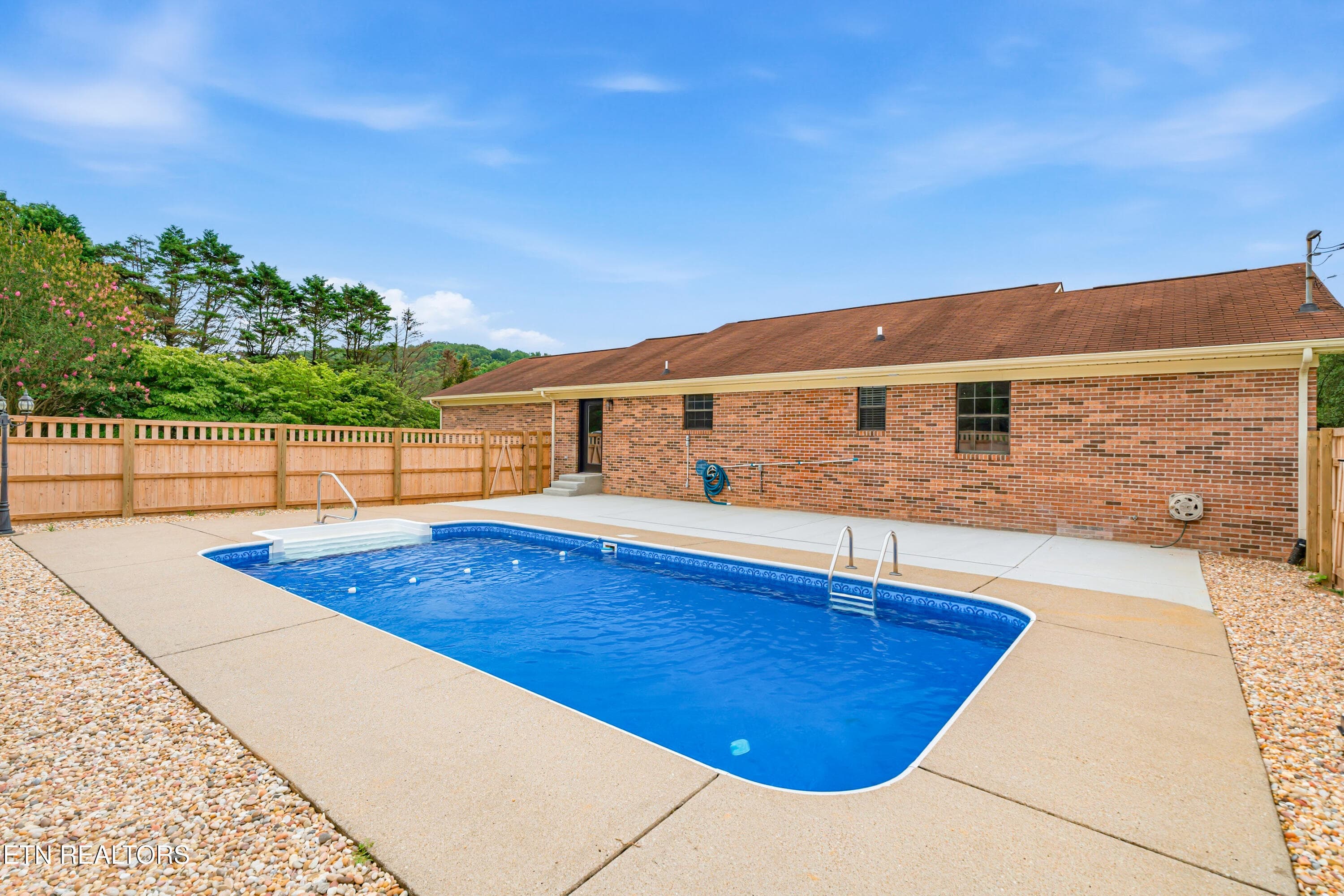 394 Pattie Gap Road-40 - 394 Pattie Gap Rd, Philadelphia, TN 37846, Philadelphia