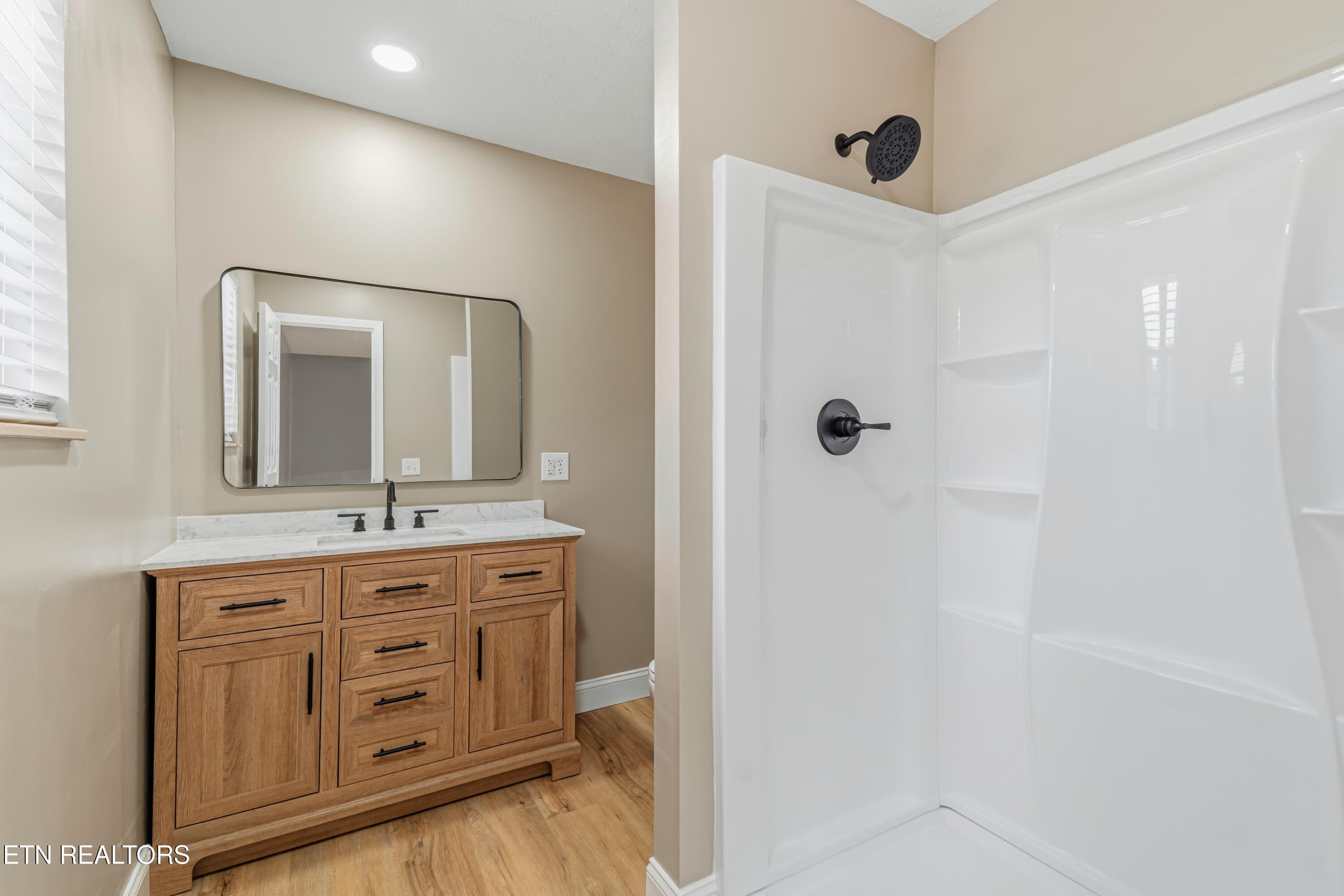 394 Pattie Gap Road-27 - 394 Pattie Gap Rd, Philadelphia, TN 37846, Philadelphia