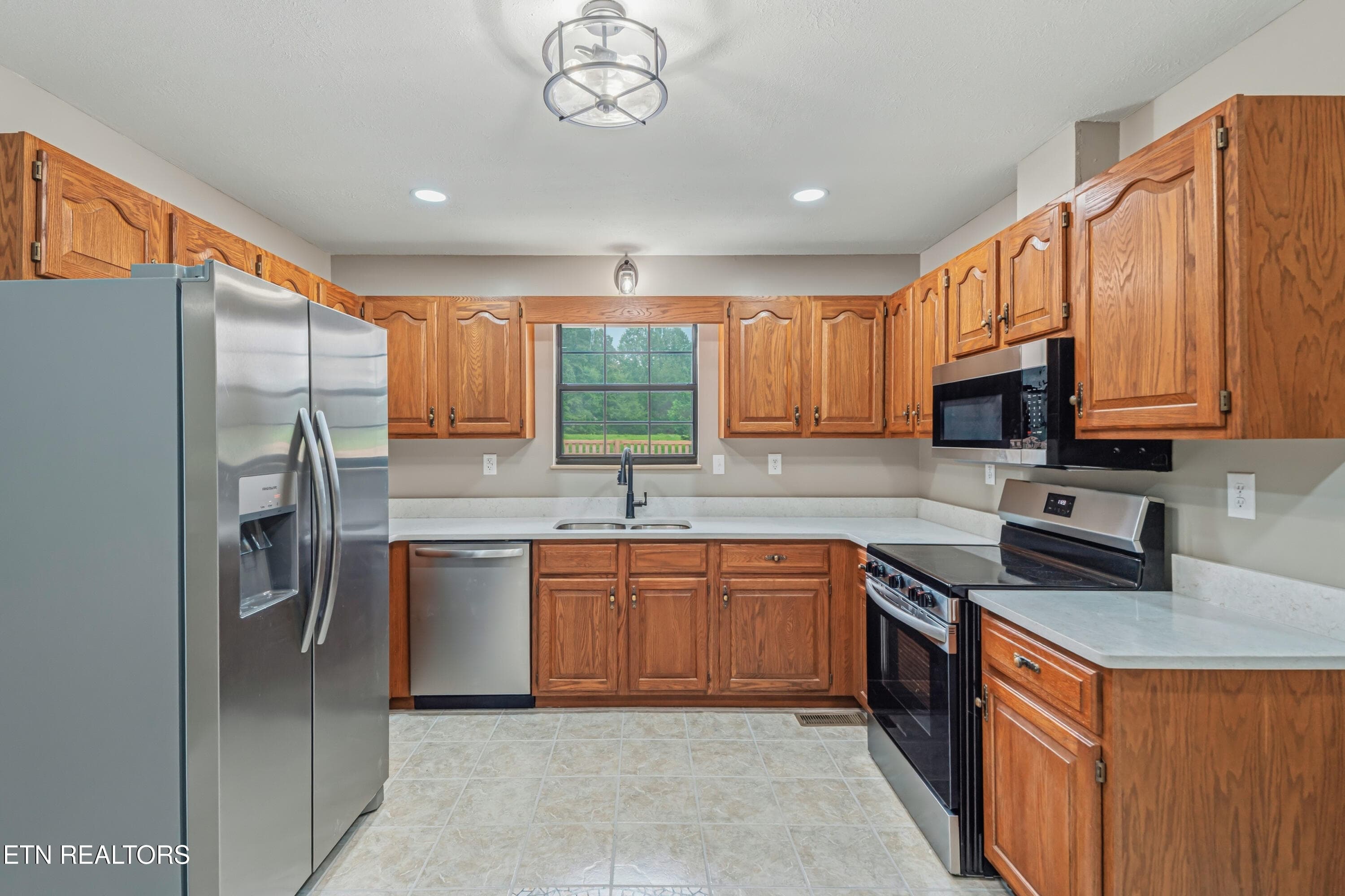 394 Pattie Gap Road-21 - 394 Pattie Gap Rd, Philadelphia, TN 37846, Philadelphia