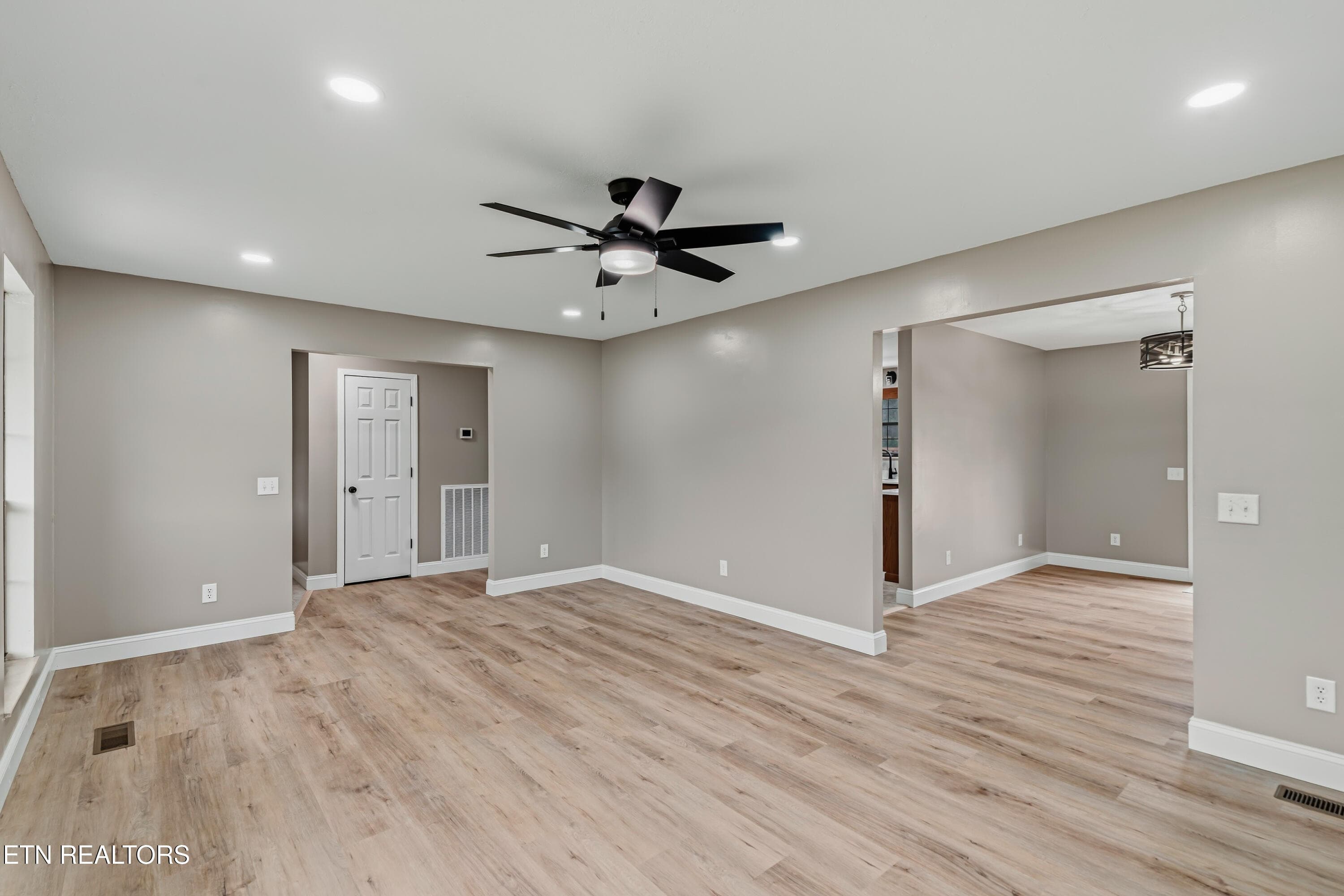 394 Pattie Gap Road-18 - 394 Pattie Gap Rd, Philadelphia, TN 37846, Philadelphia