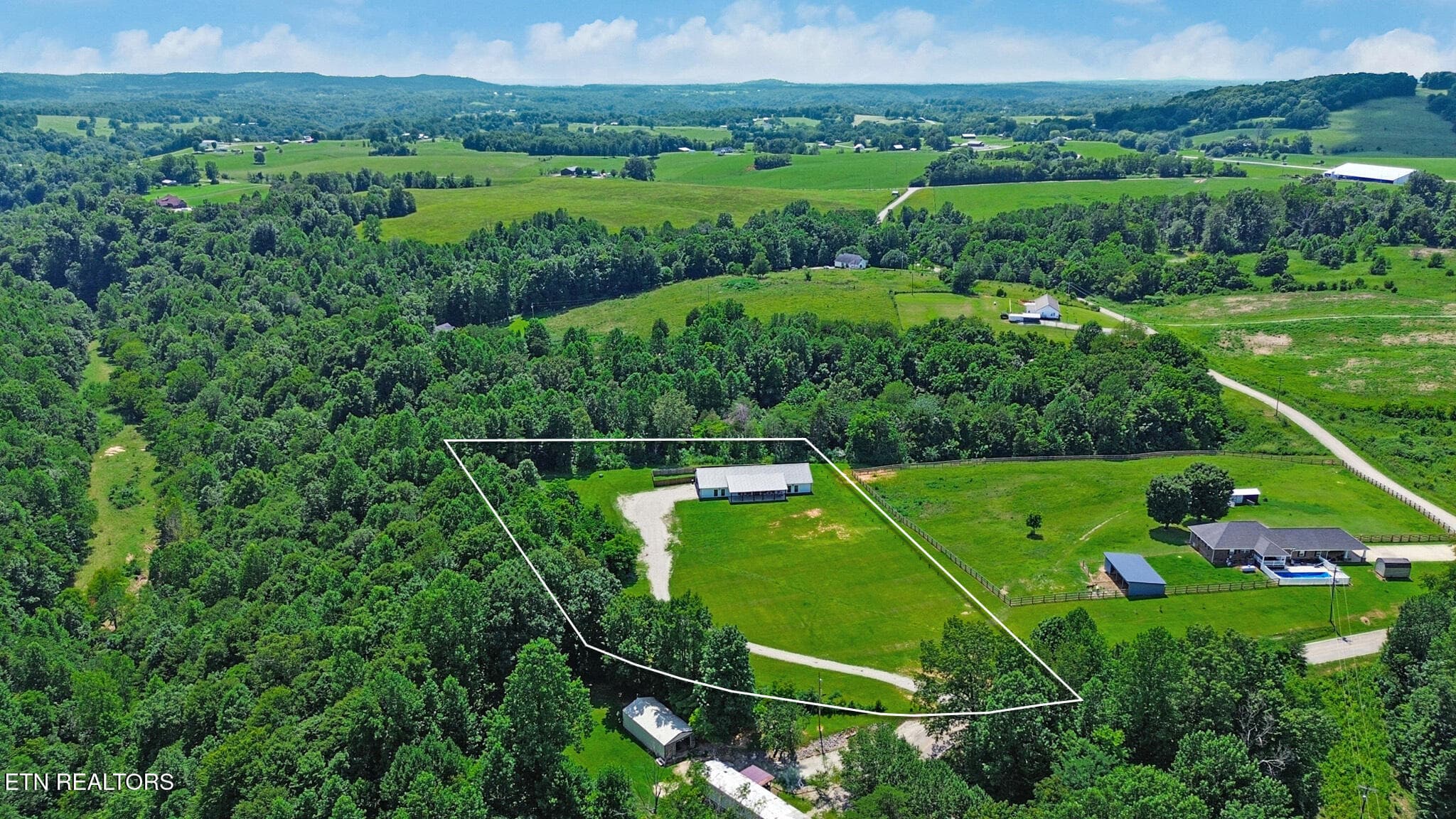 1 - 2175 N Lick Creek Rd, Byrdstown, TN 38549, Byrdstown