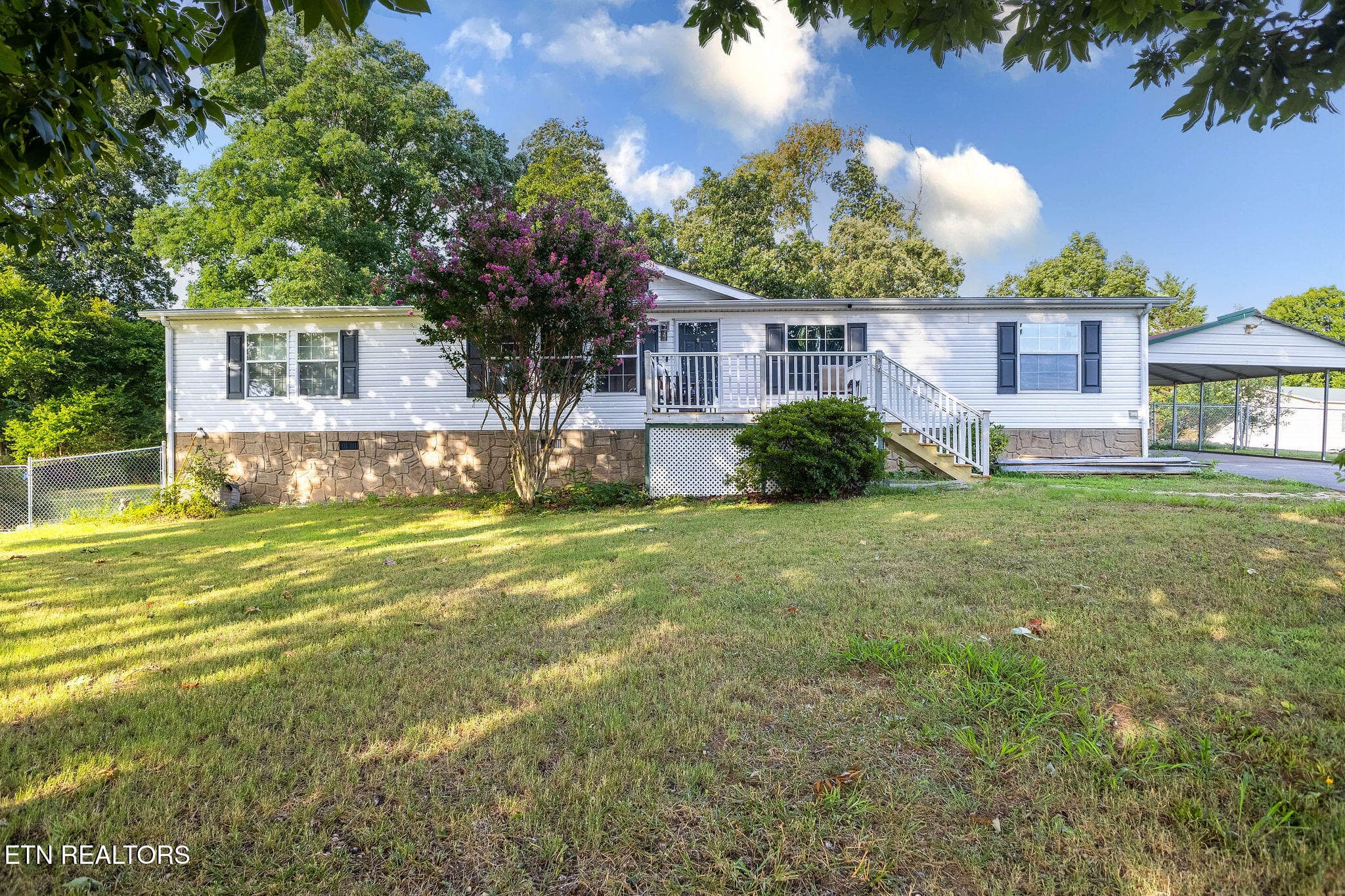 1138 Ridgeview Rd, Maryville, TN 37801