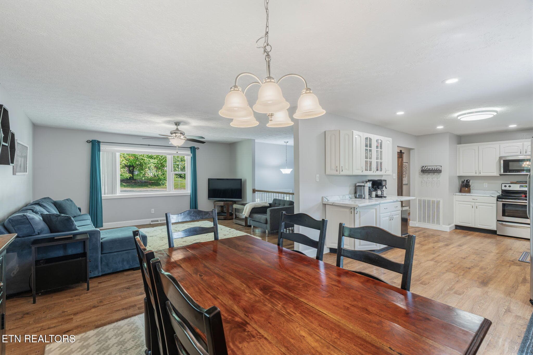 13-web-or-mls-4537 Ventura Drive-24 - 4537 Ventura Drive, Knoxville, TN 37938