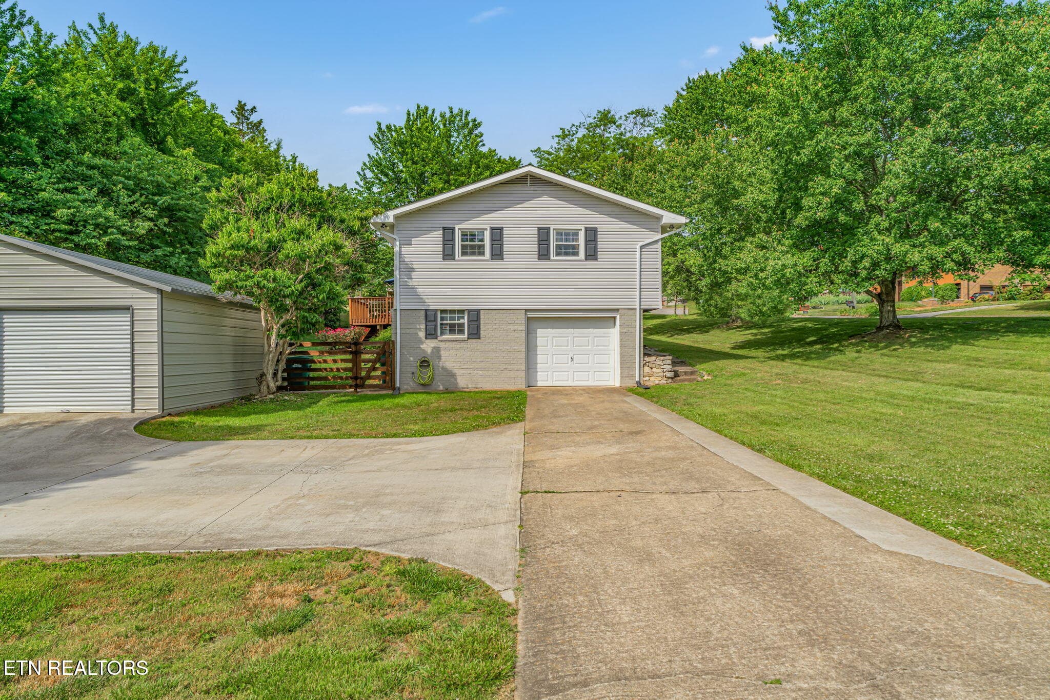 35-web-or-mls-4537 Ventura Drive-8 - 4537 Ventura Drive, Knoxville, TN 37938