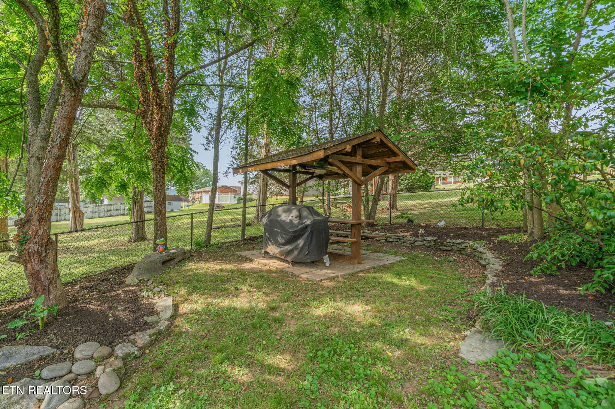 41-web-or-mls-4537 Ventura Drive-14 - 4537 Ventura Drive, Knoxville, TN 37938