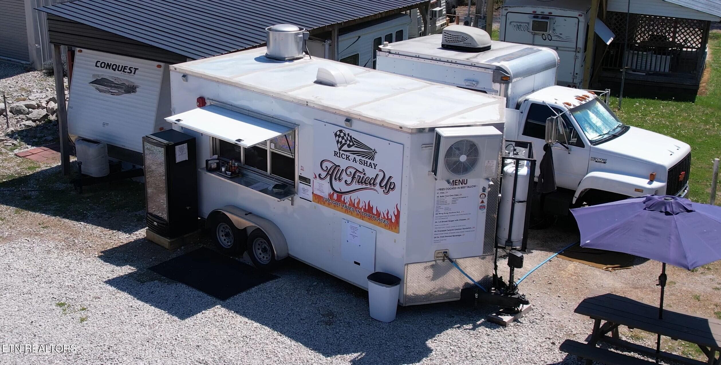 Food truck - Lot 4 Waterfront Knoll Rd, Sharps Chapel, TN 37866, Sharps Chapel