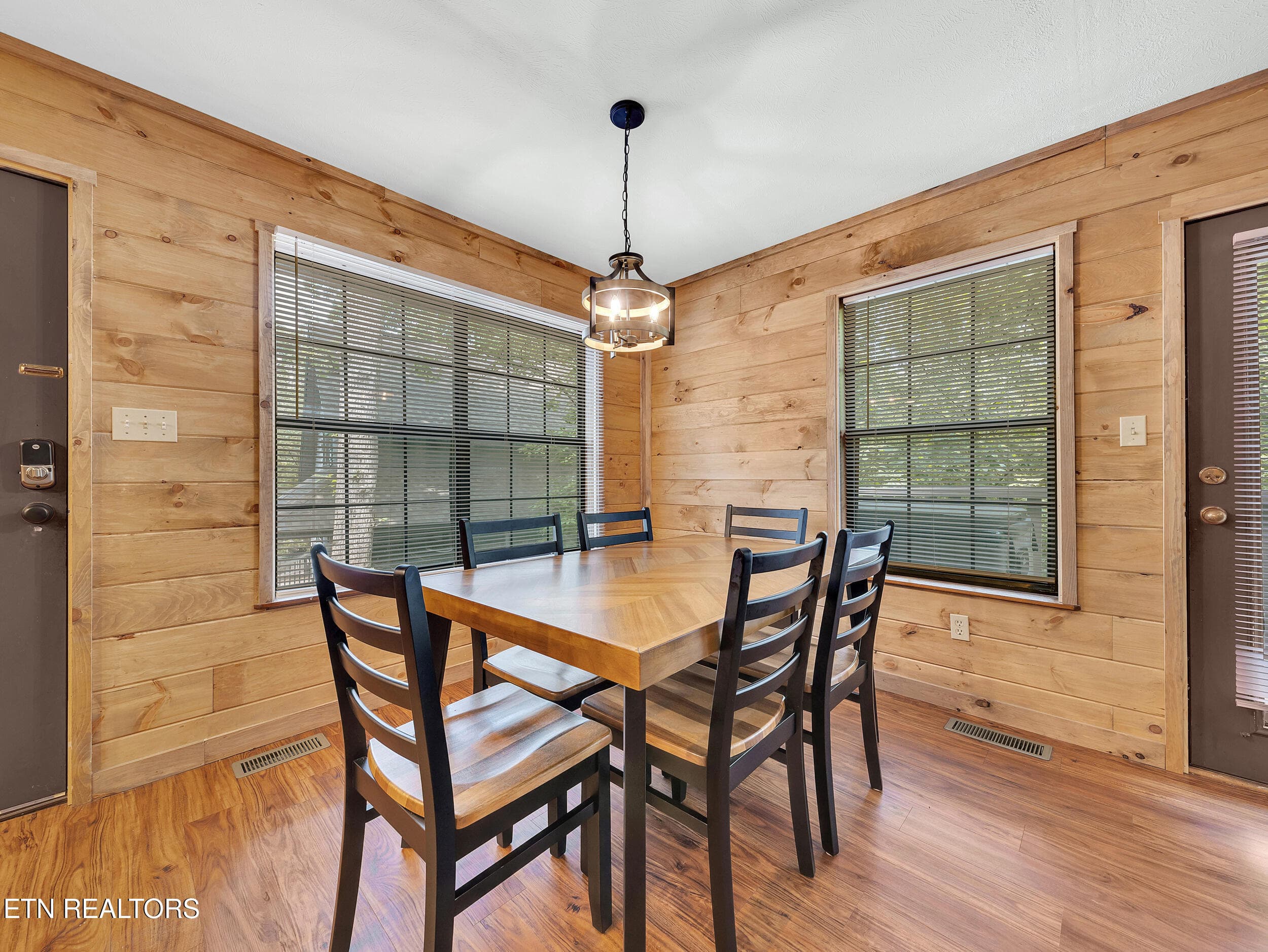 15_10 - 2733 Timber Way, Pigeon Forge, TN 37863