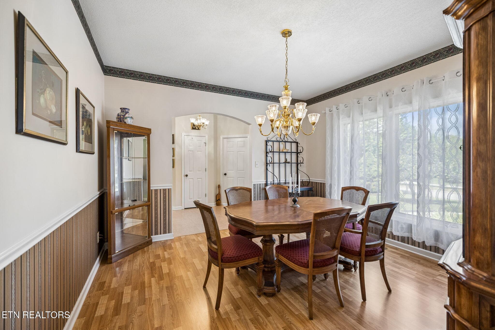 Formal Dining - 937 Andover Blvd, Alcoa, TN 37701, Alcoa